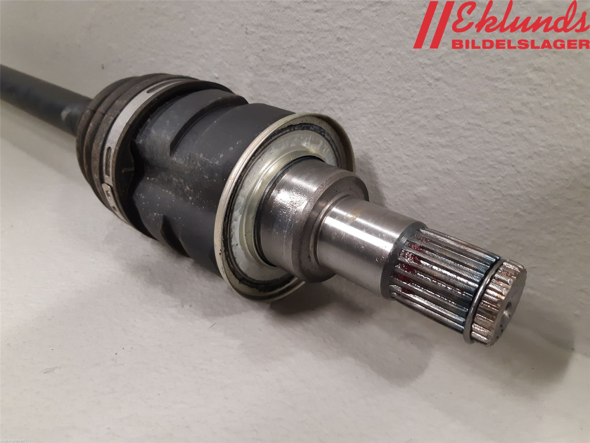 Toyota RAV4 19- Drivaxel Bak Höger