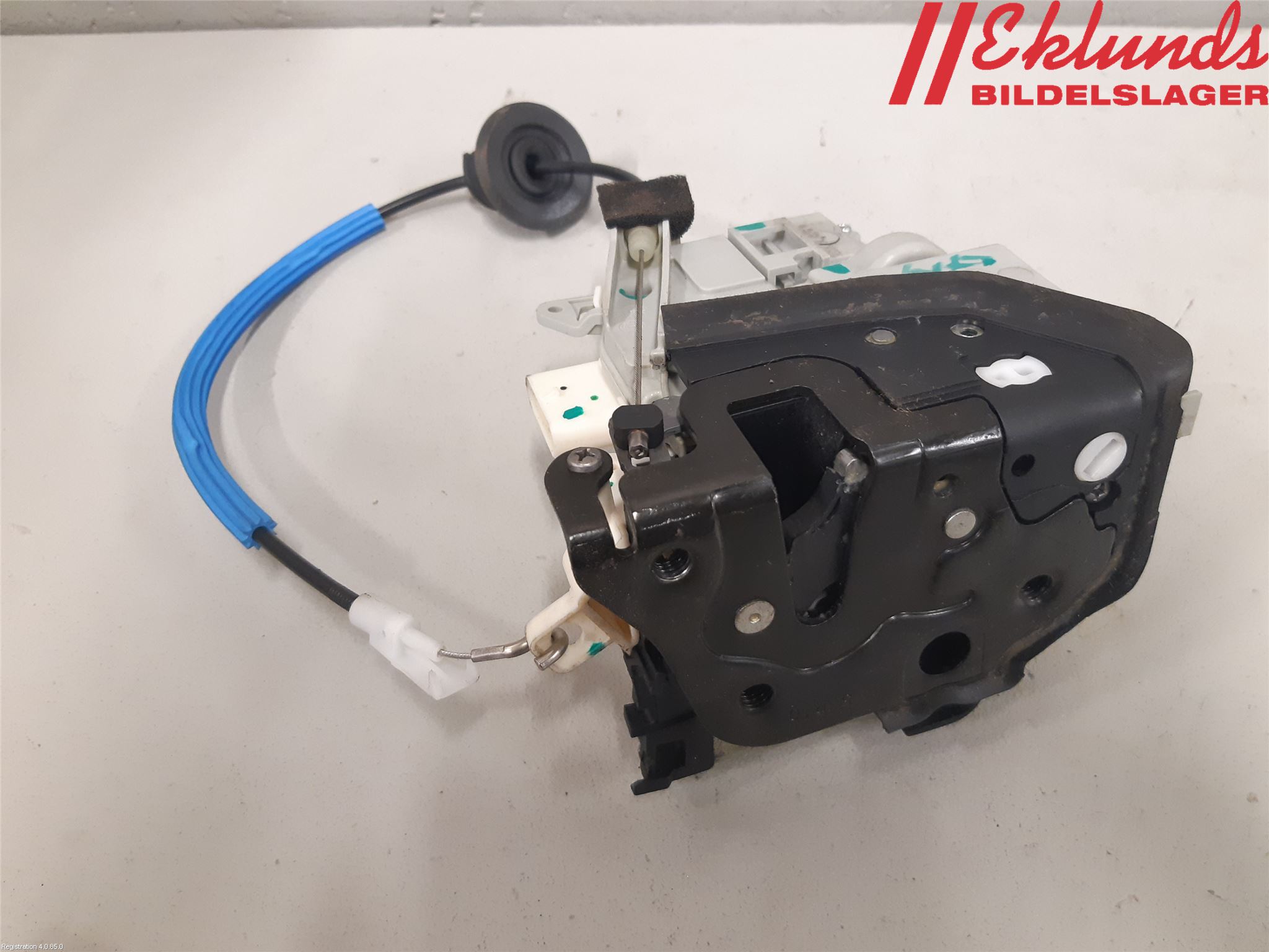 Audi A4/S4 08-11 Låskista-Dörrlås