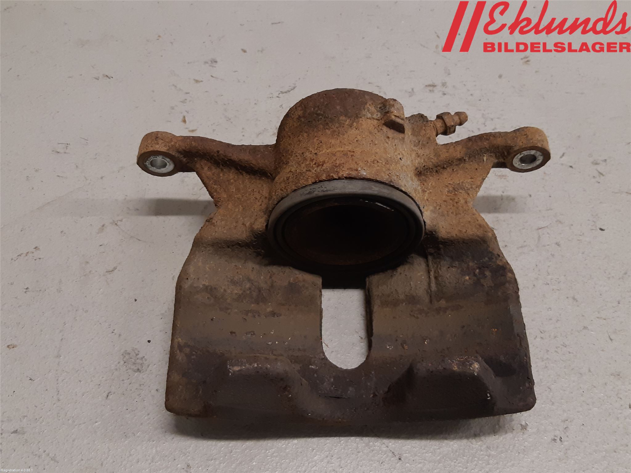 Volkswagen VW PASSAT 15-19 Bromsok Fram Höger