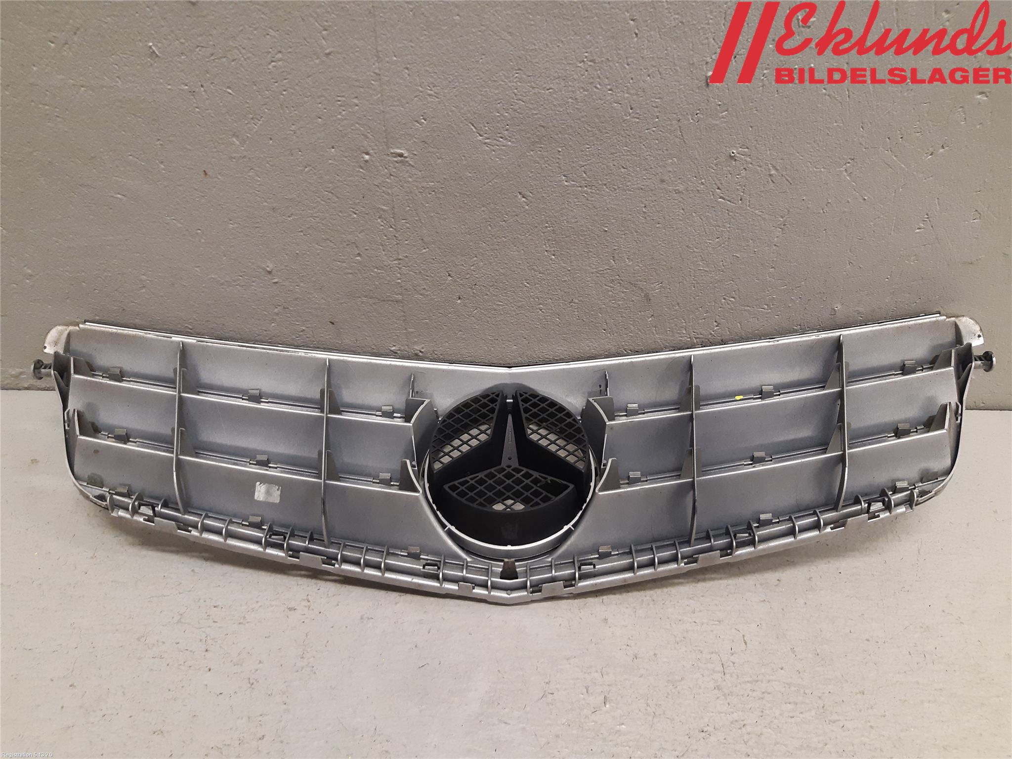 Mercedes-Benz MB C-KLASS (W204) 07-15 Grill Komp