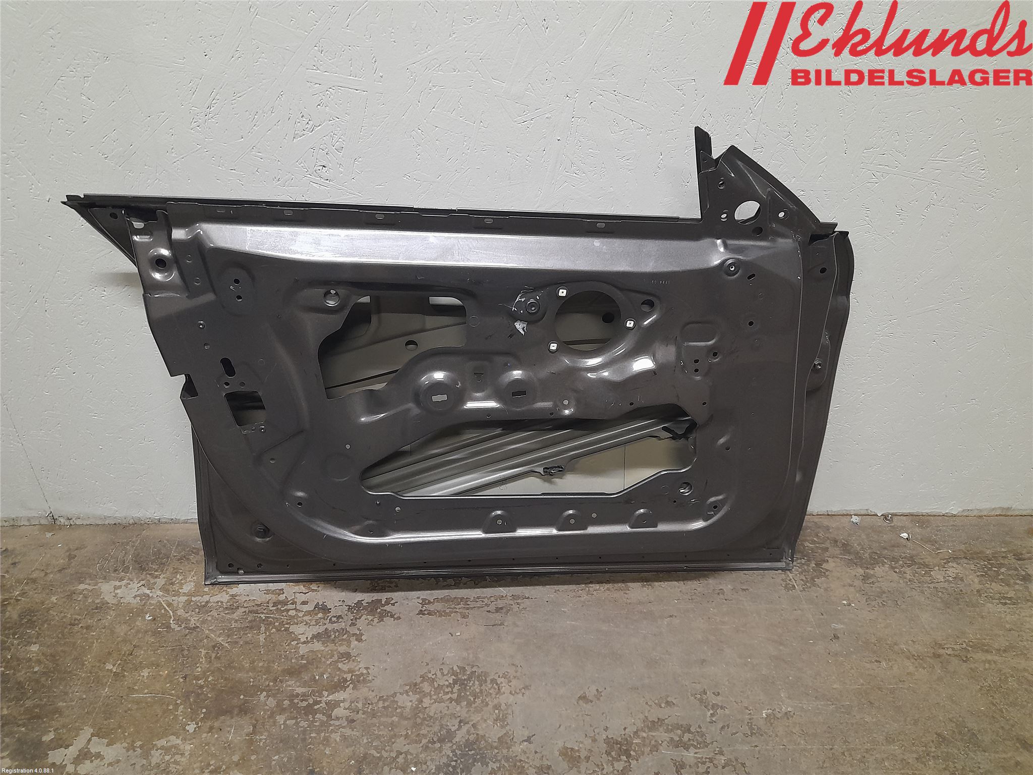 BMW 6 F12/F13 10-18 Dörr Fram Vänster
