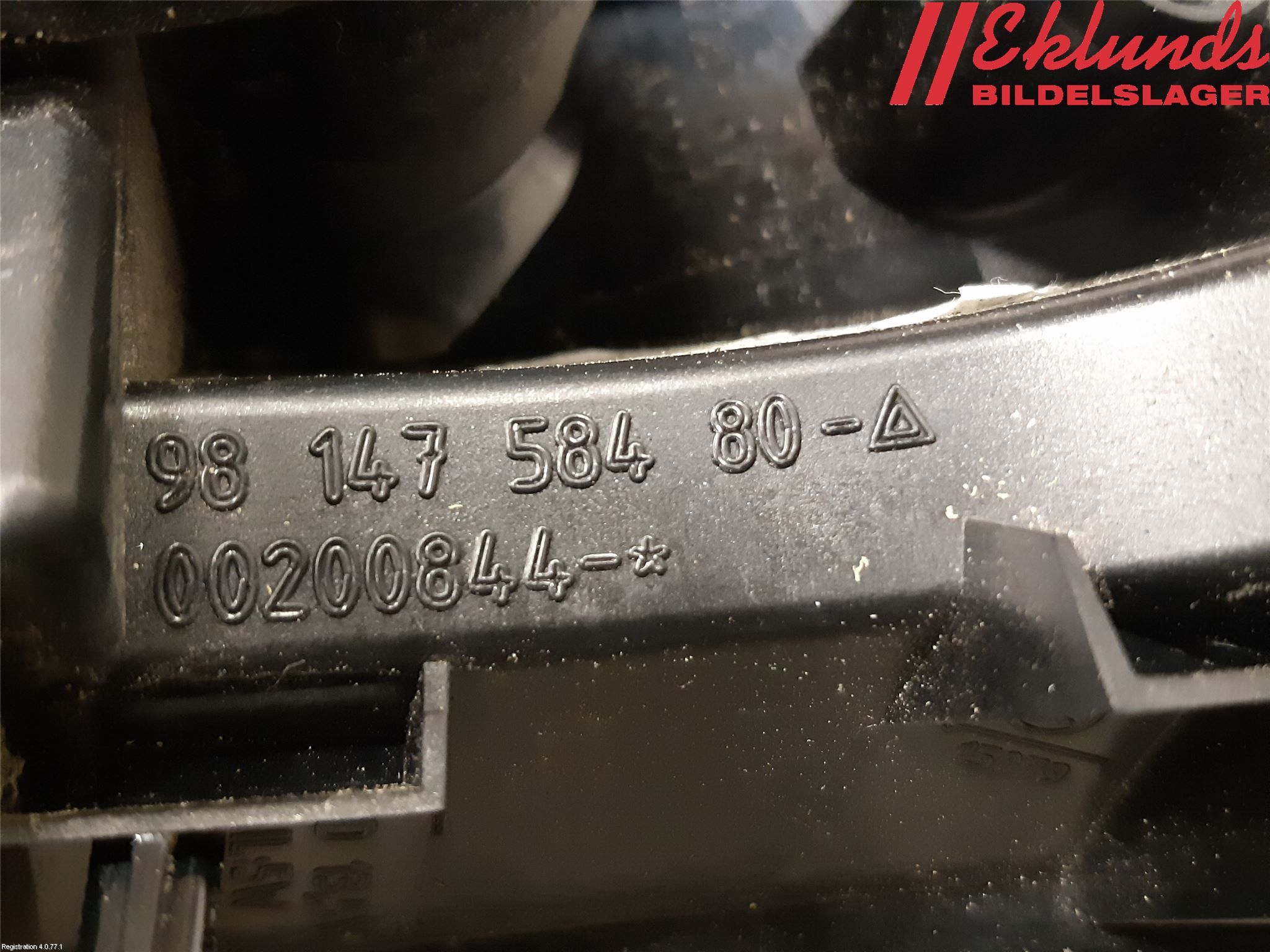 Peugeot 2008 13-20 Bakljus Lucka Vä