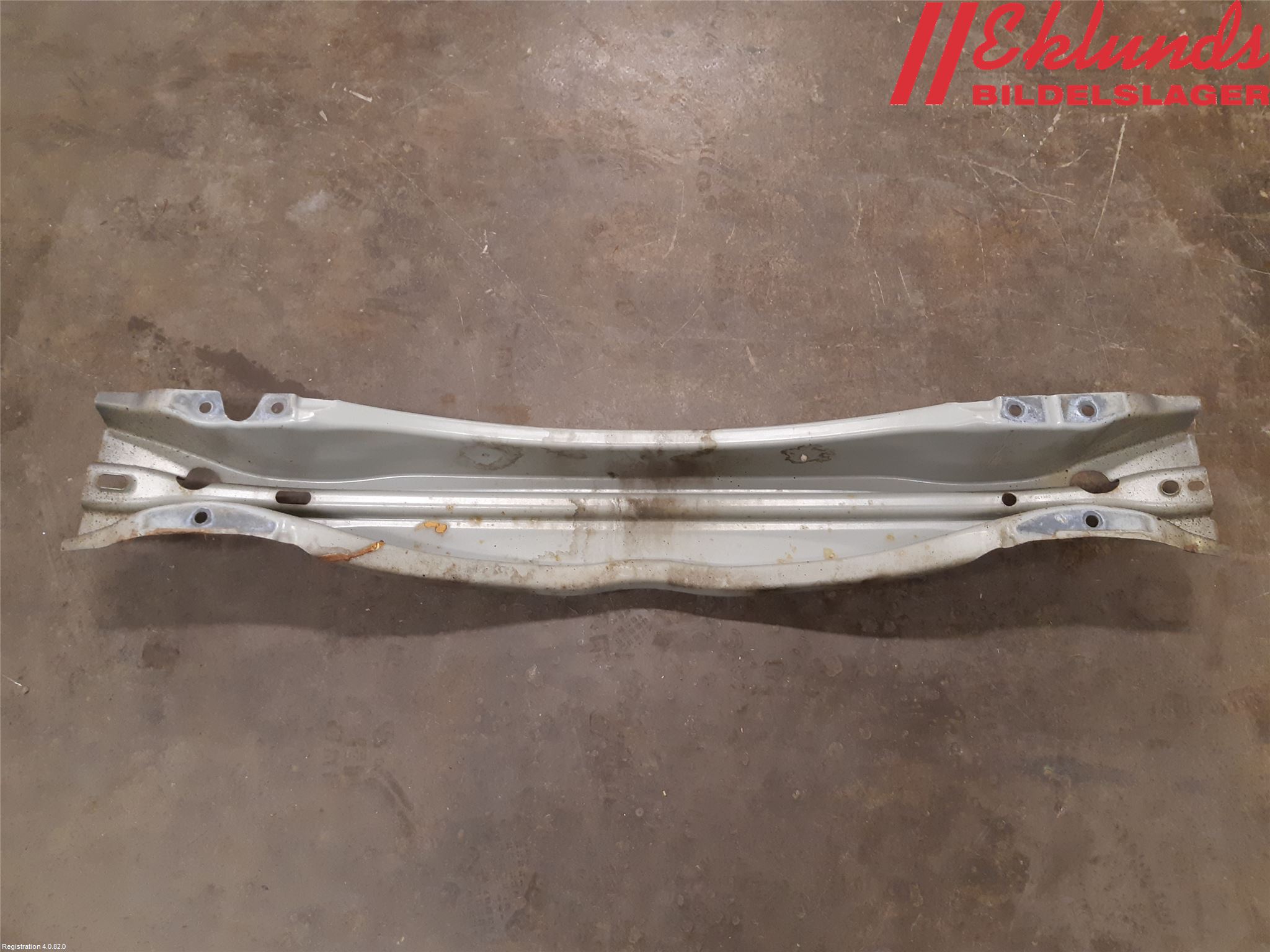 Volvo V70 08-13 Stötfångarbalk Bak