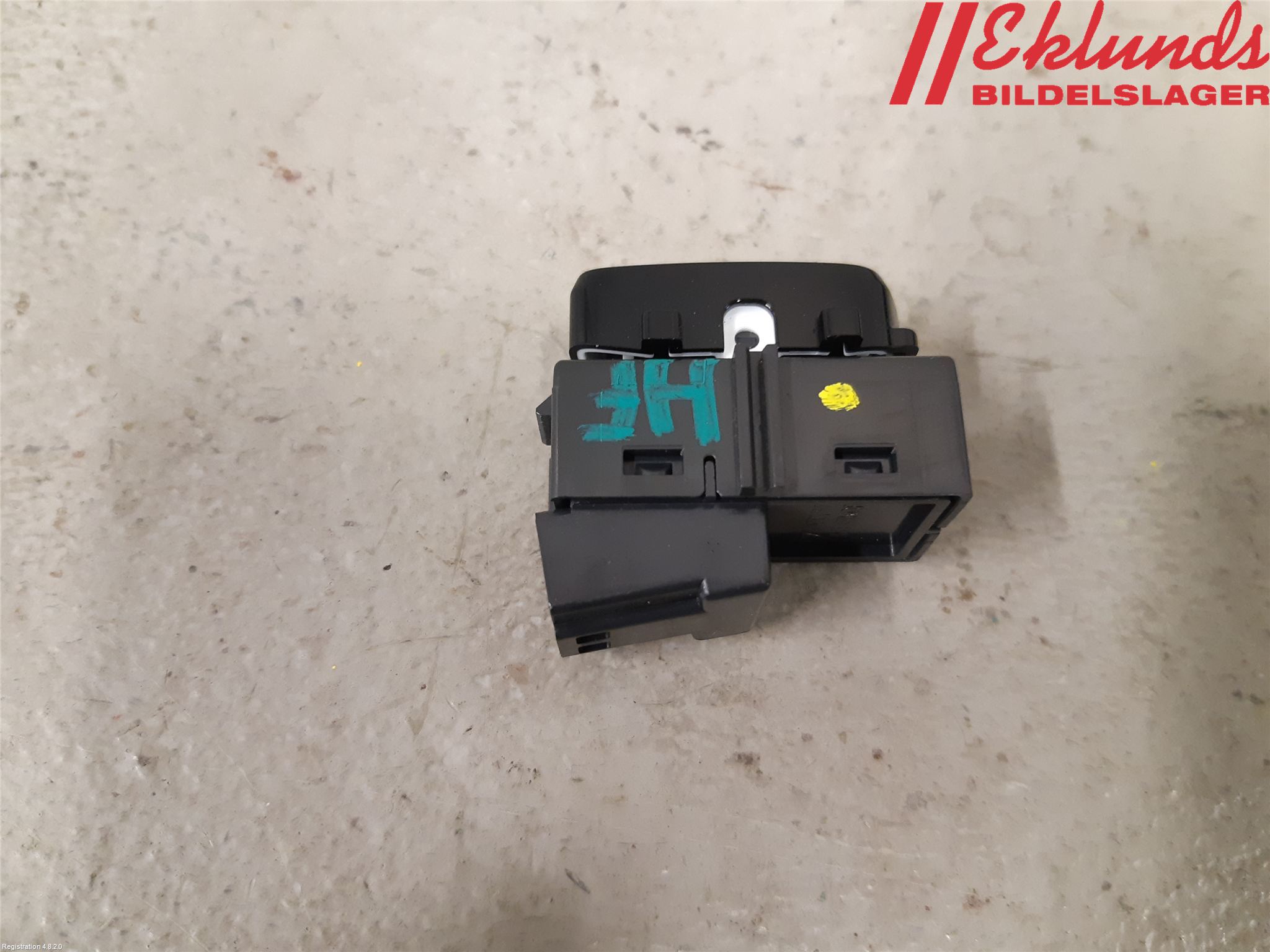 Volvo XC90/RECHARGE 16- Strömställare Centrallås