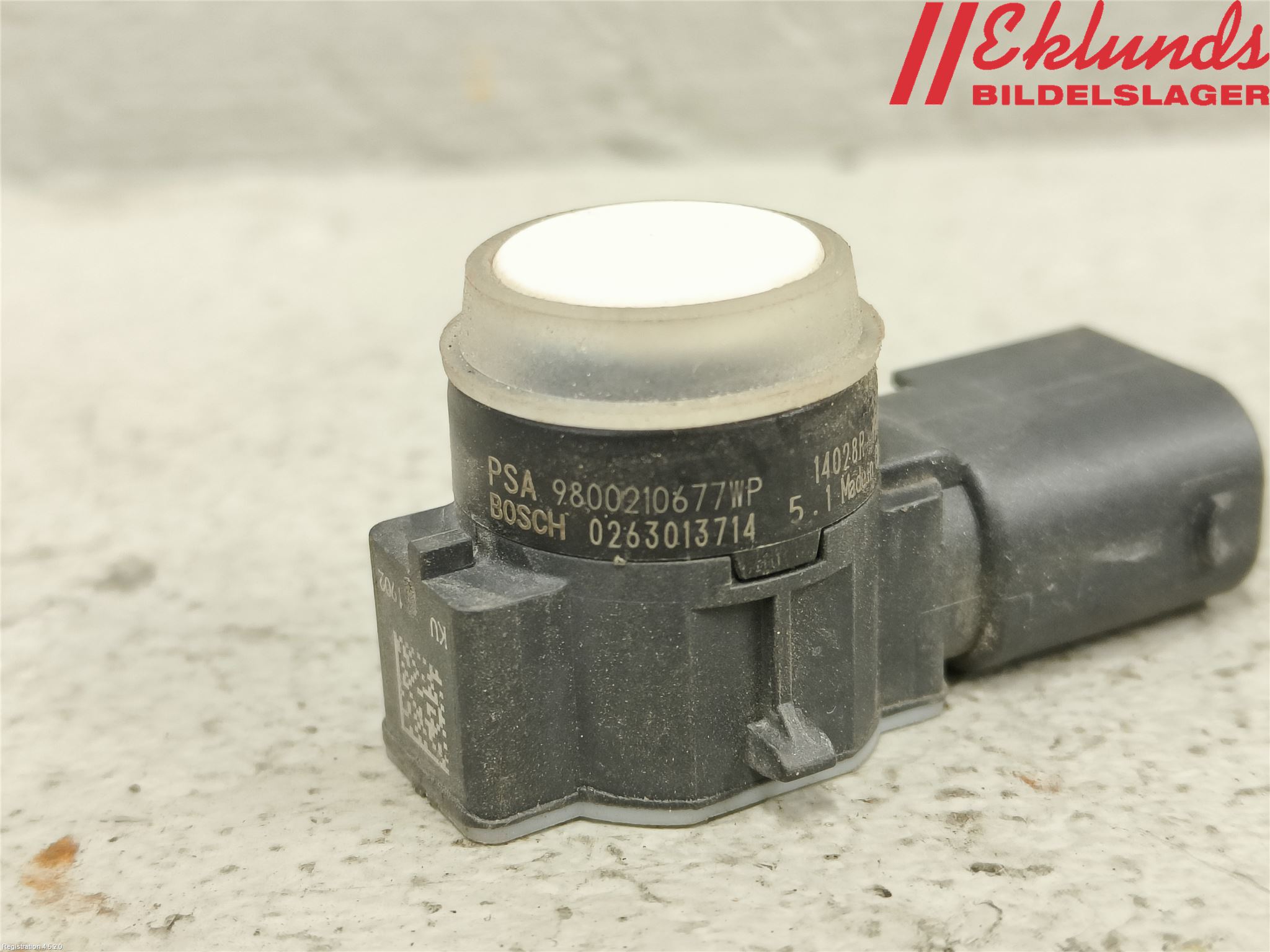 Opel VIVARO 20- Parkeringshjälp Backsensor