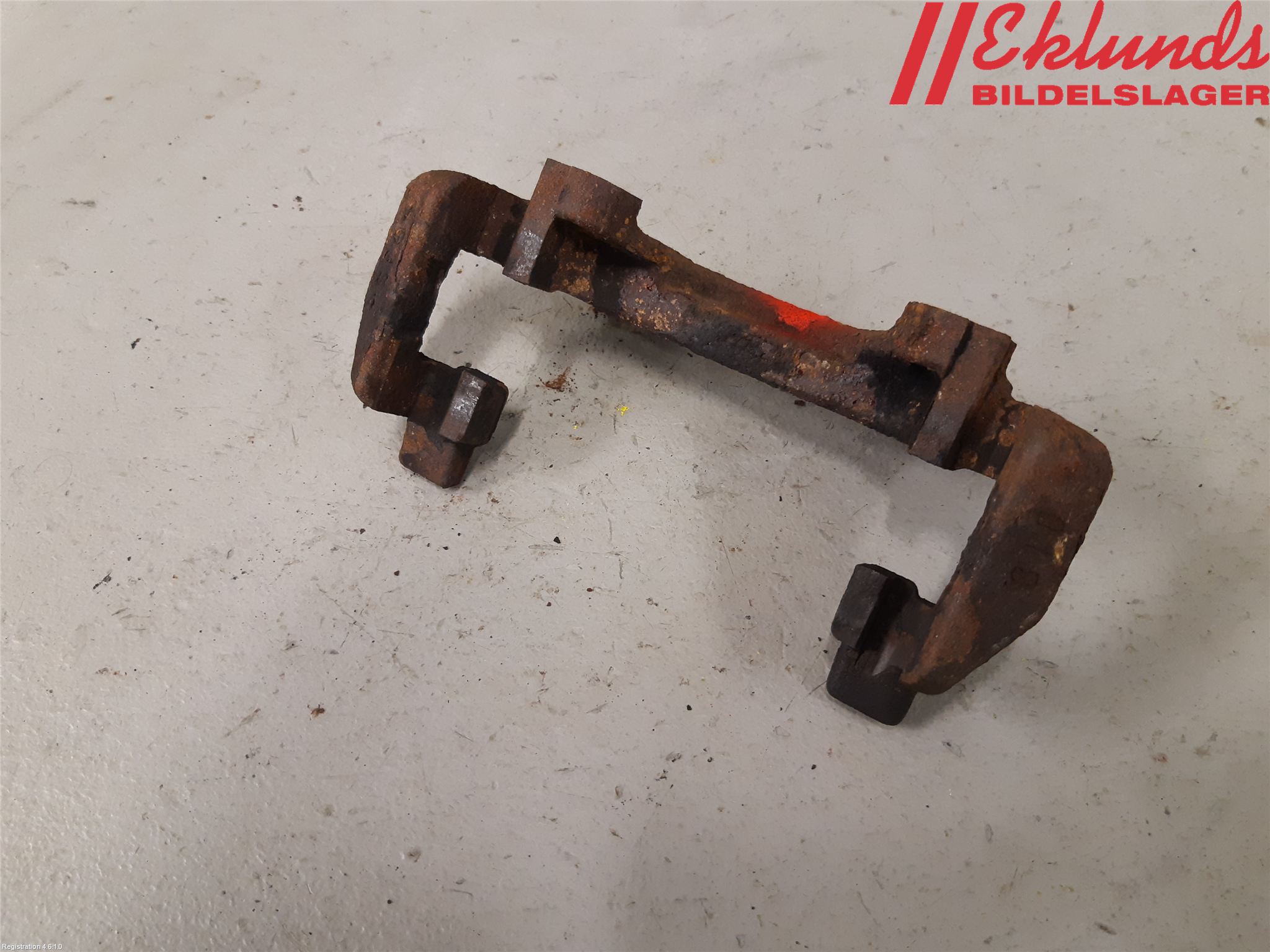 Renault CLIO IV 12-16 Bromsokshållare