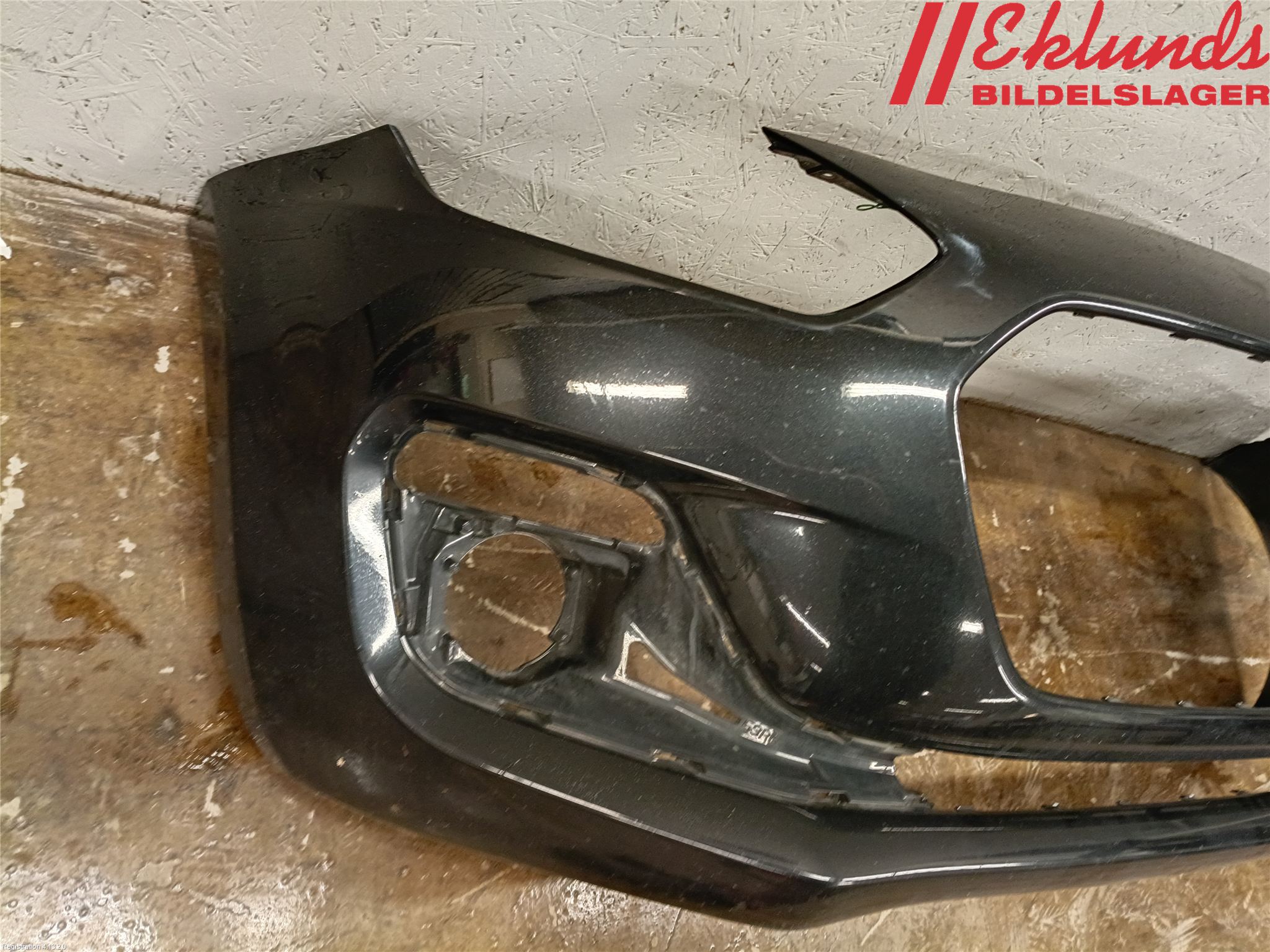 Suzuki SWIFT 17-24 Stötfångarbeklädnad Fram