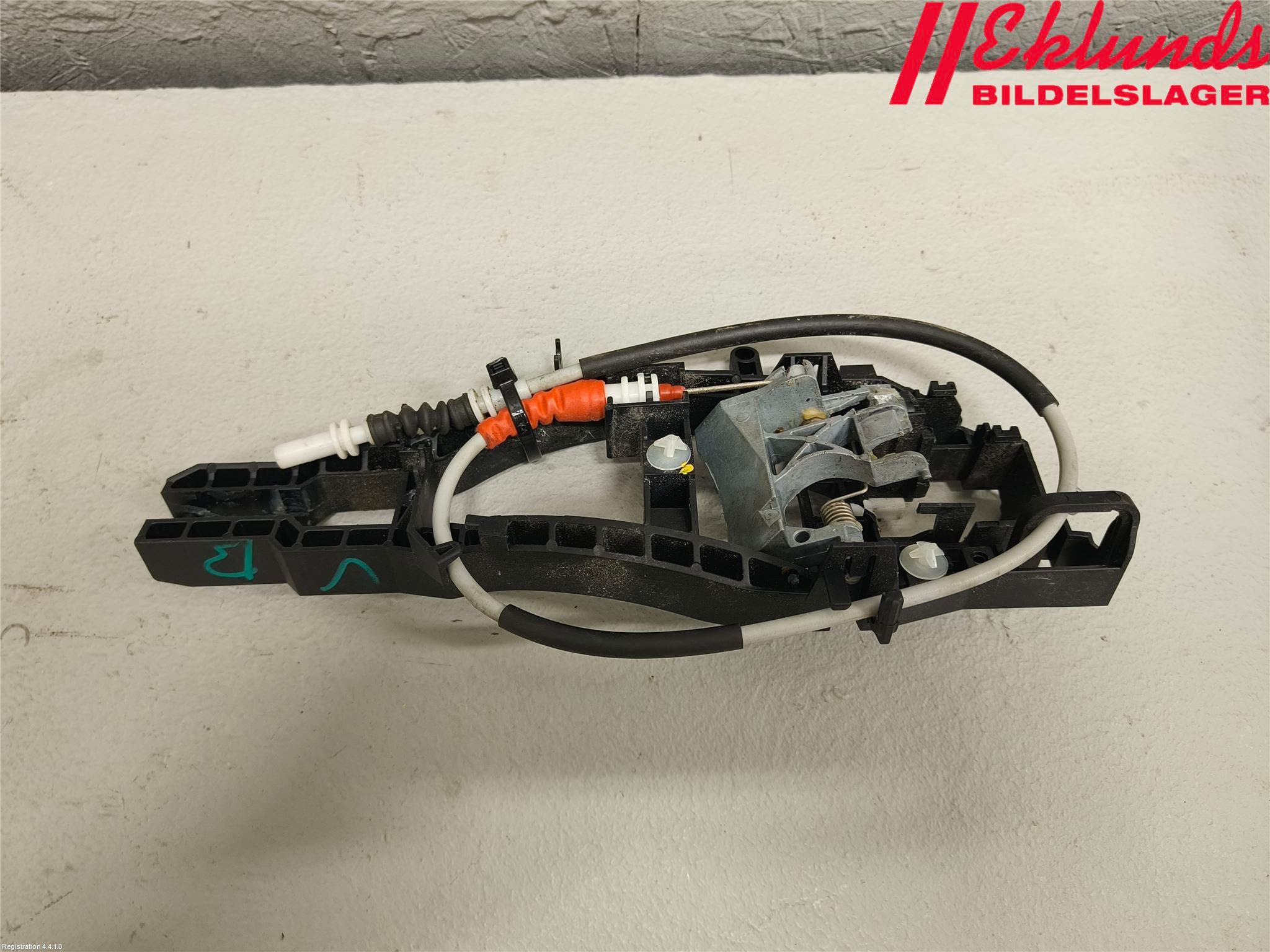 BMW 1 F20/F21 11-19 Dörrhandtag Yttre Vä