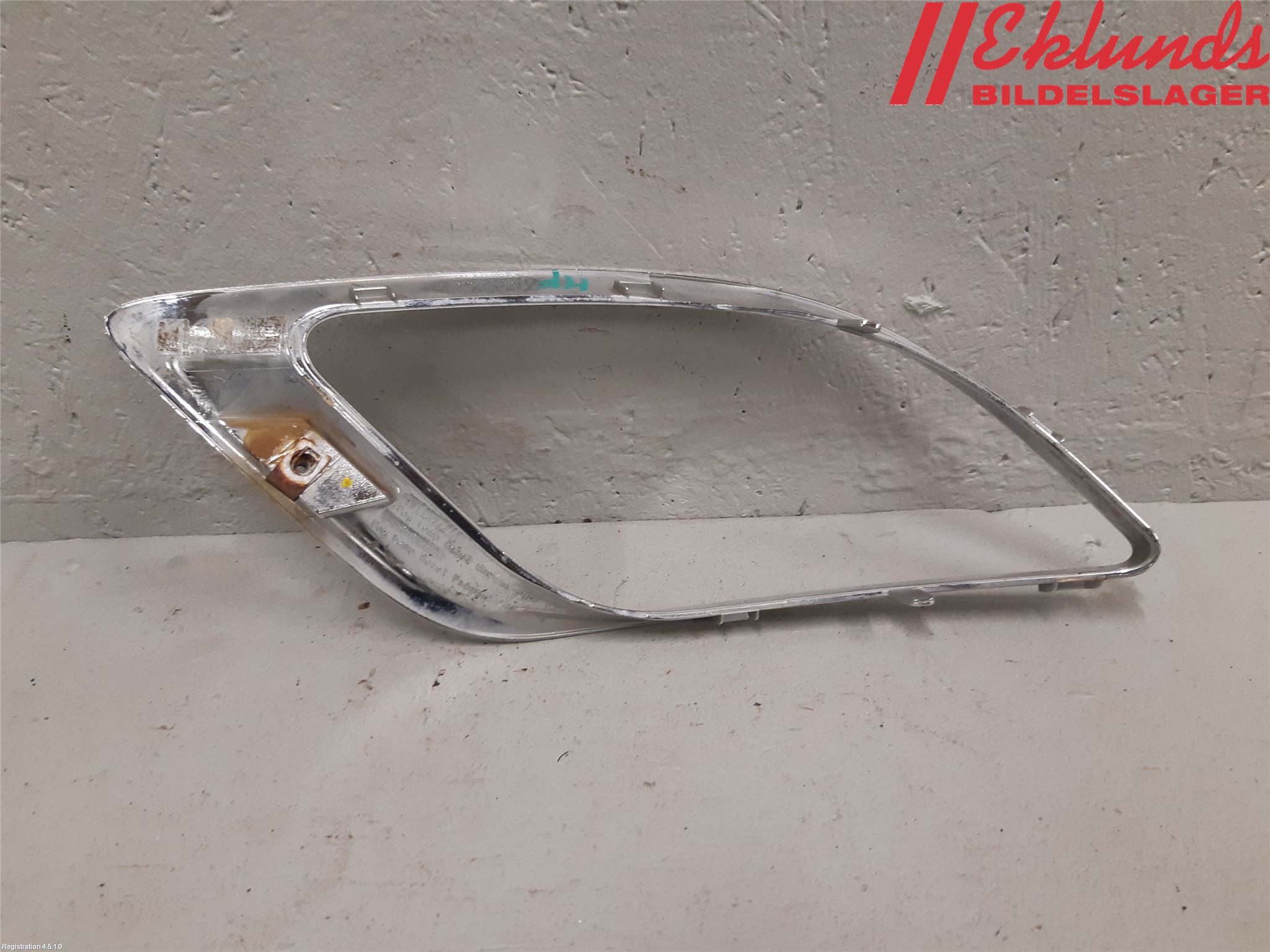 Dodge DURANGO Dimljussarg Fram