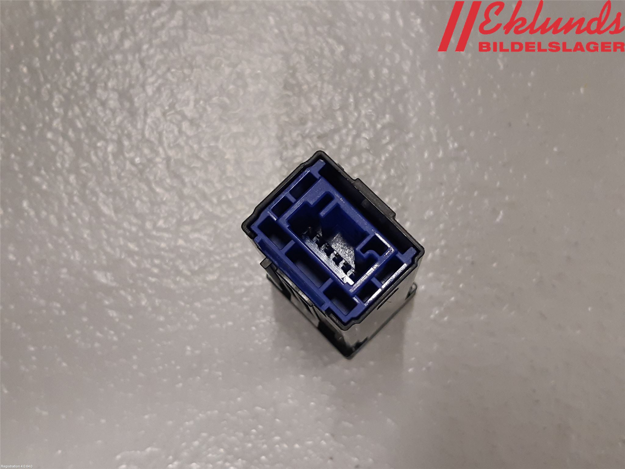 Toyota RAV4 19- Strömställare Stolvärme