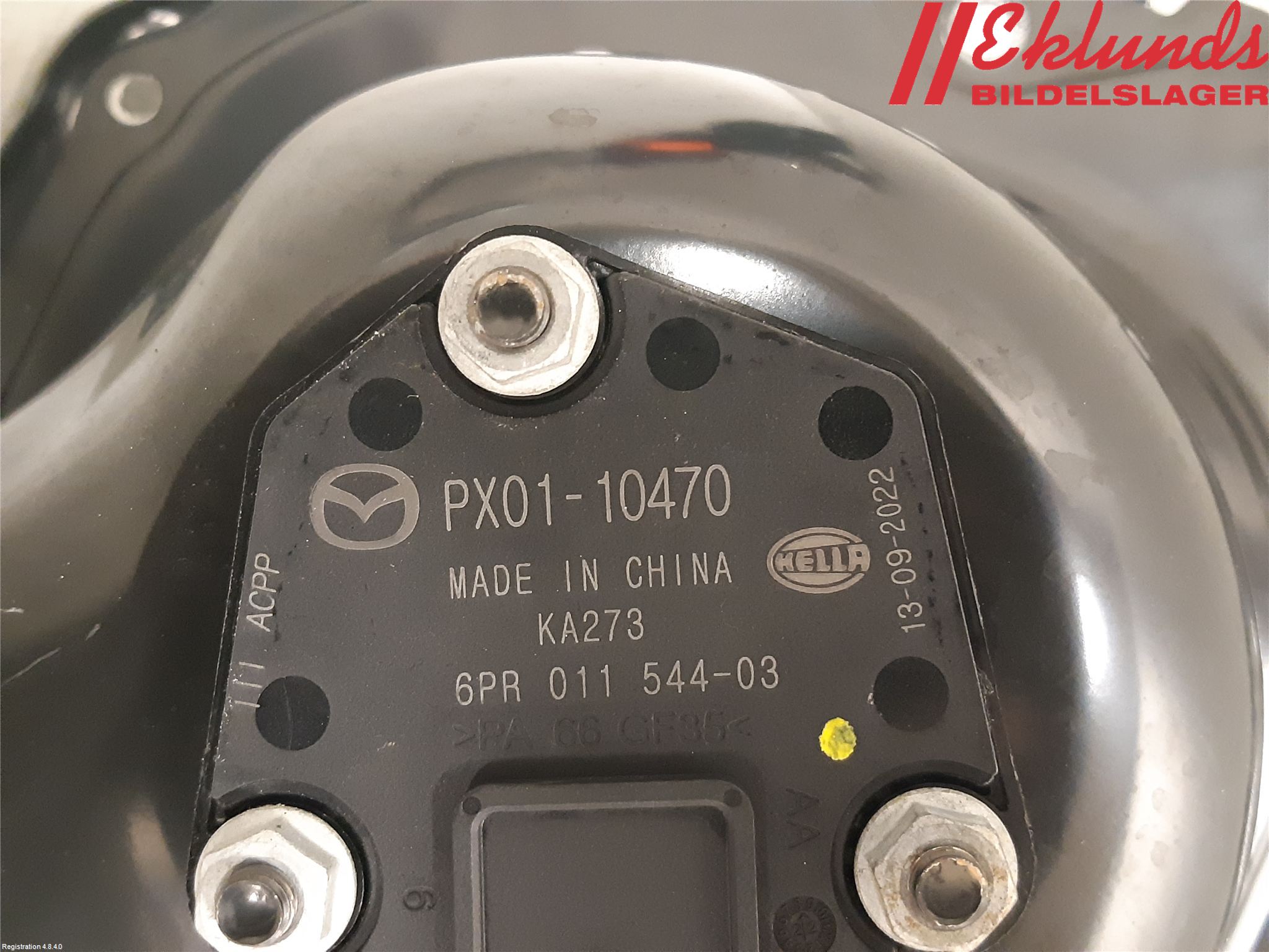 Mazda 3 IV 19- Oljetråg