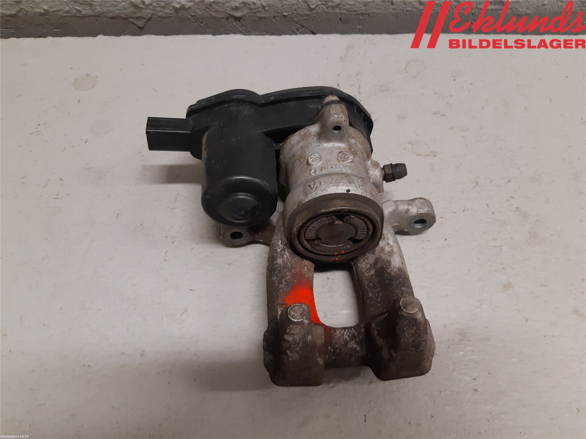 Peugeot 2008/E-2008 20- Bromsok Bak Vänster