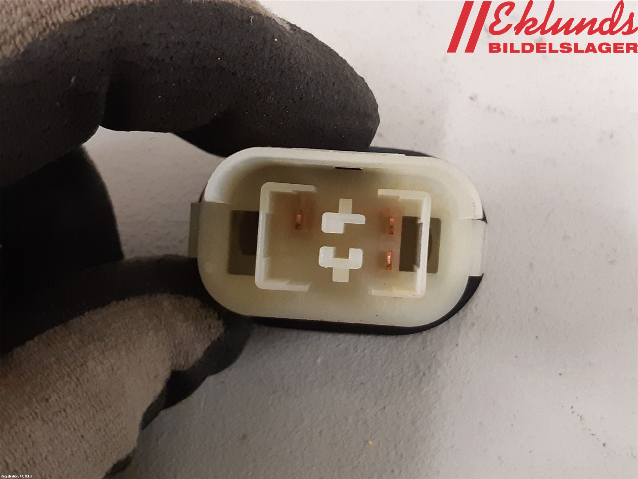 Saab 9-5     06-10 Strömställare Baklucka