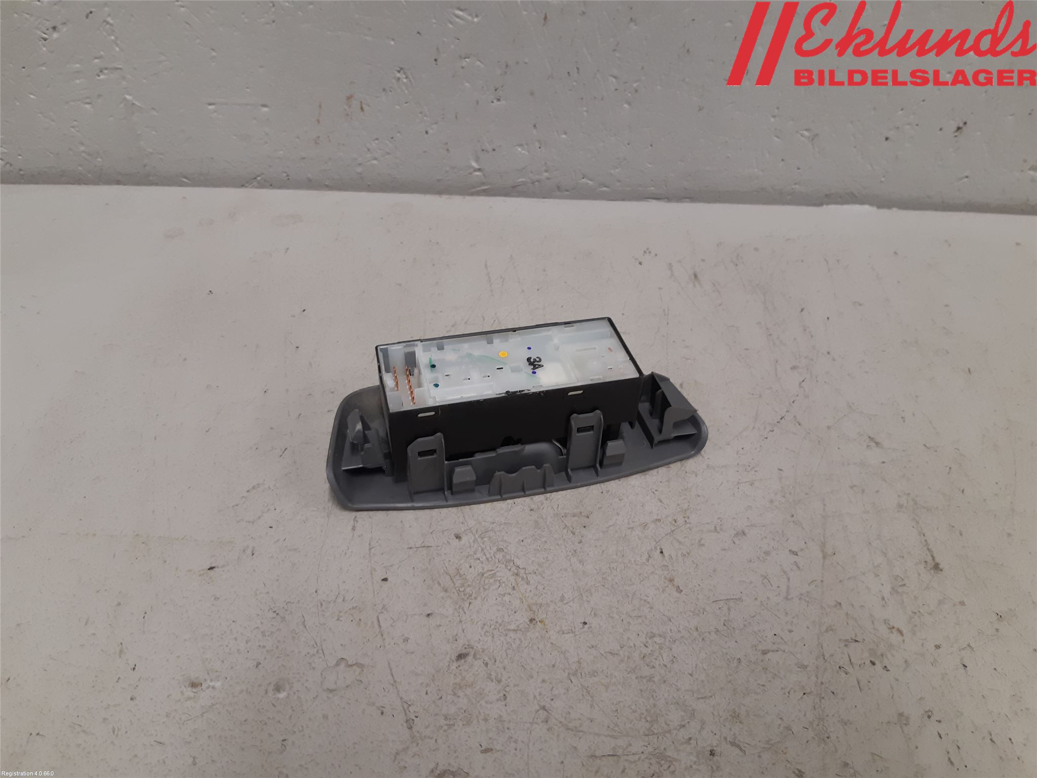 Nissan NV200/NV200 COMBI Strömställare Elhiss