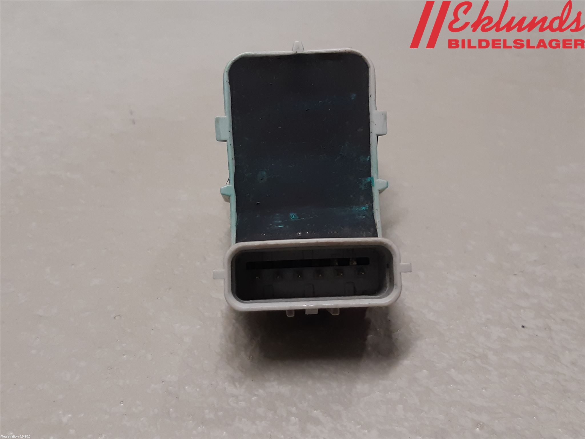 Kia RIO 12-16 Parkeringshjälp Backsensor