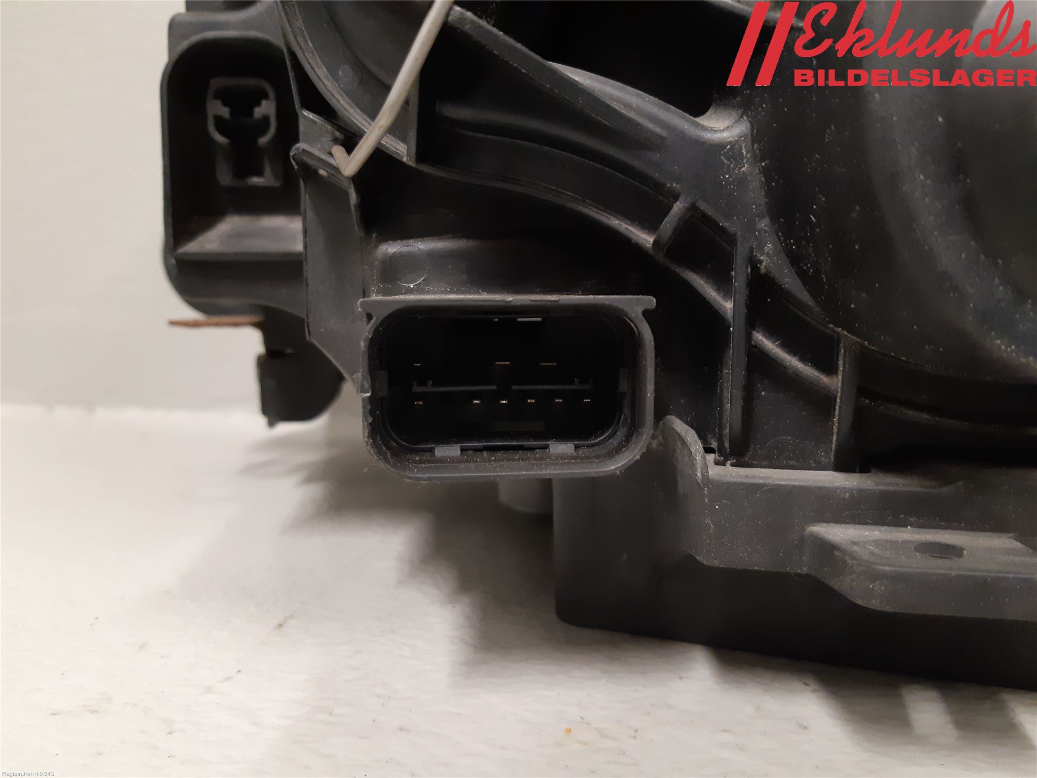 BMW 1 E87/81 5D/3D 03-11 Strålkastare Höger