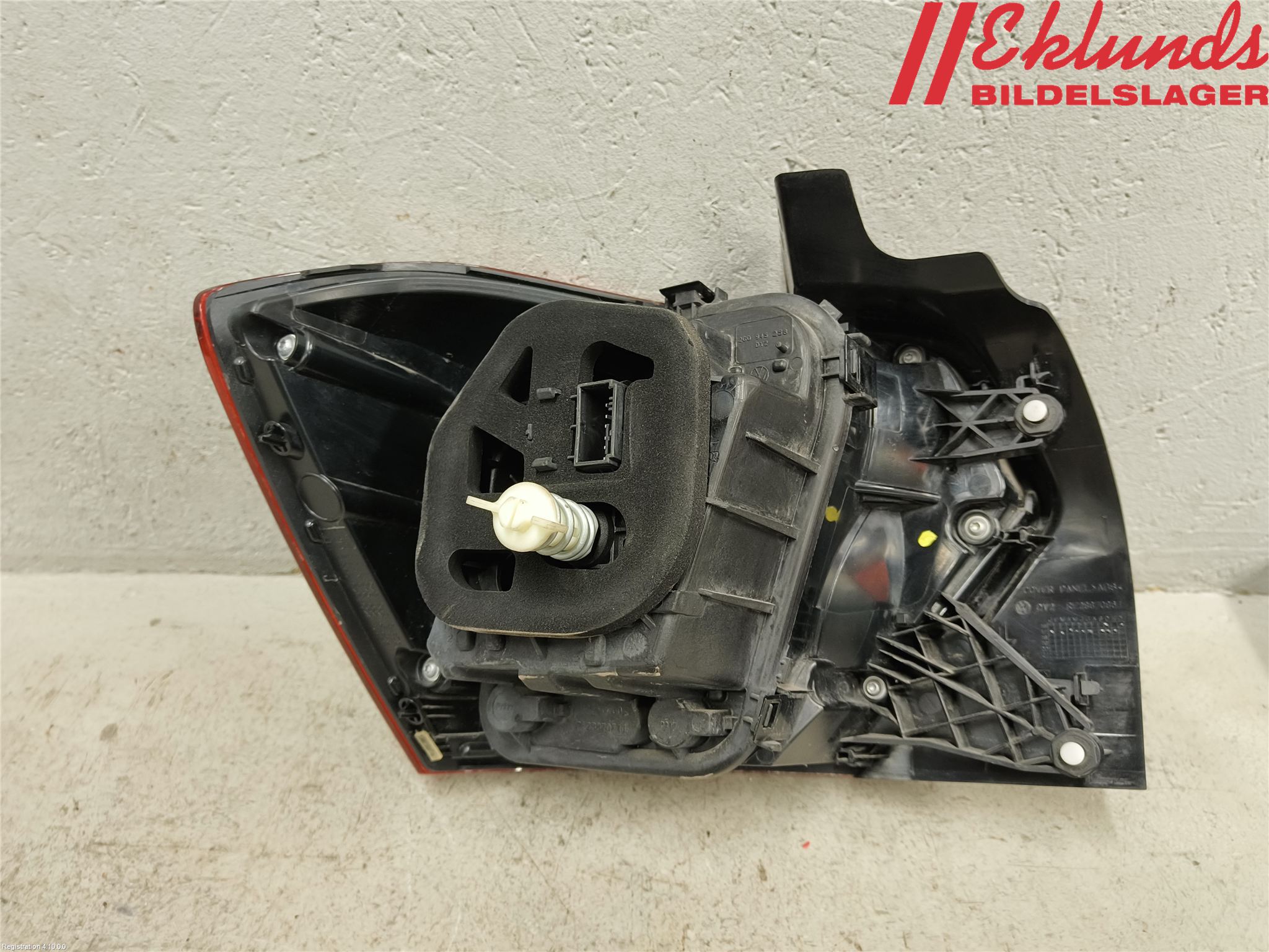 Volkswagen VW POLO VI 18->> Bakljus Höger