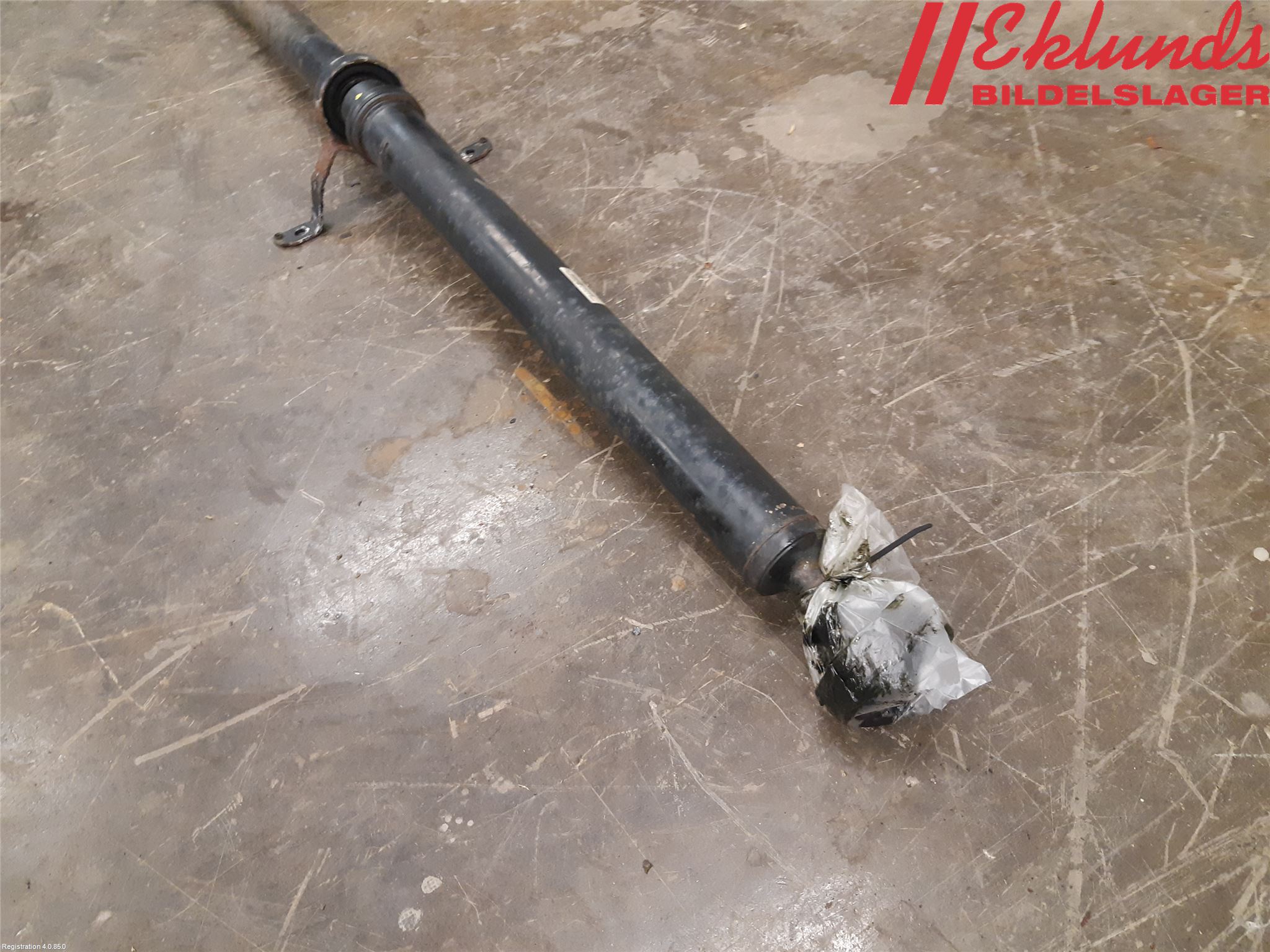 Audi A4 12-15 Mellanaxel Komp