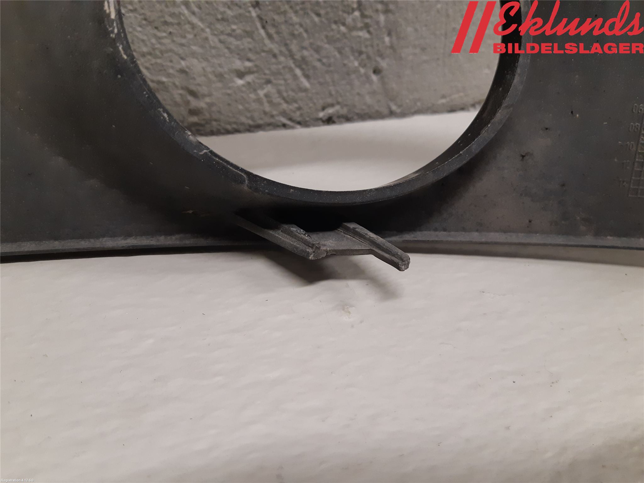 Volvo V70 08-13 Dimljussarg Fram