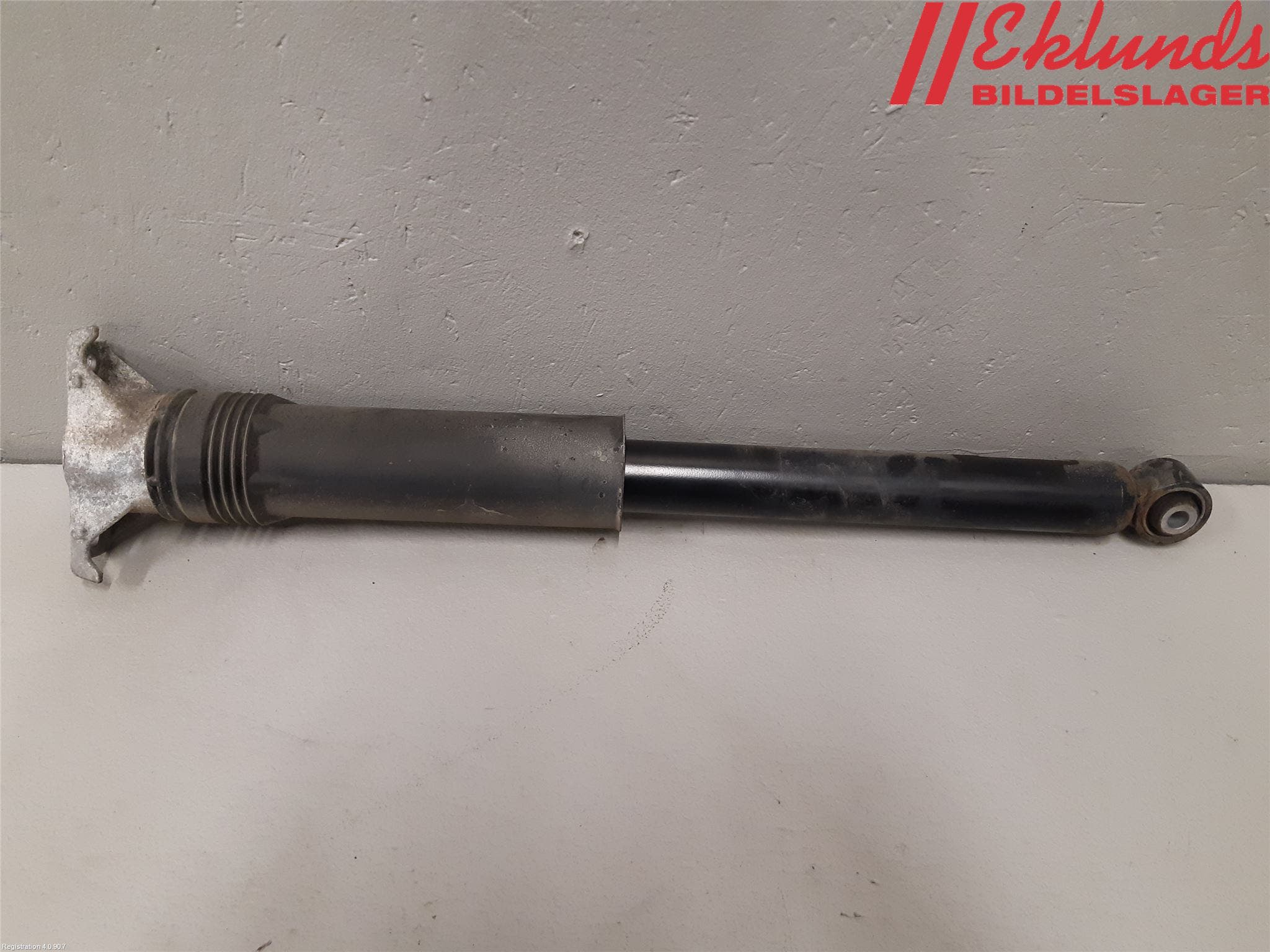 Opel ASTRA K 16-22 Stötdämpare Bak