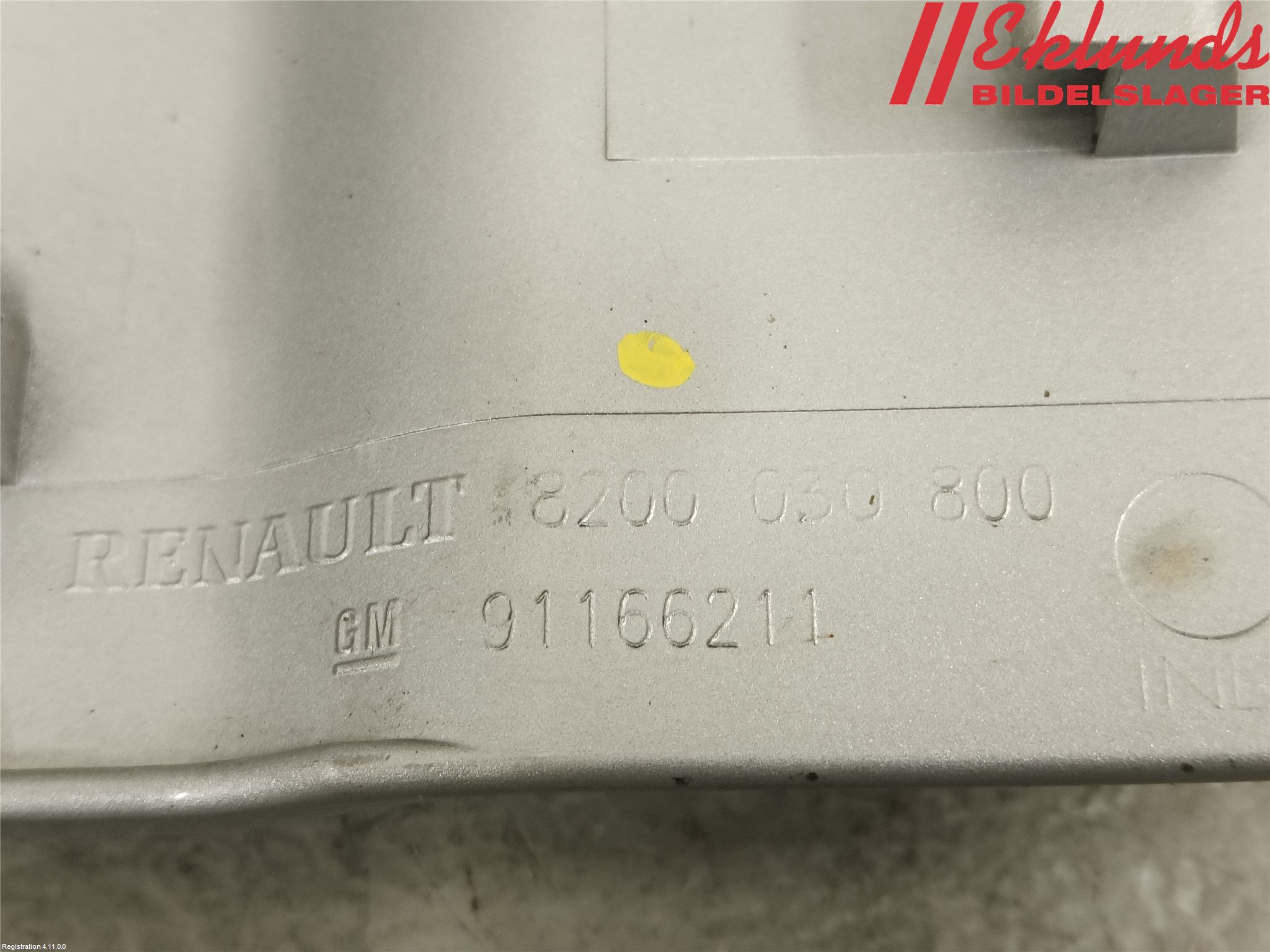 Opel VIVARO 01-14 Tanklucka