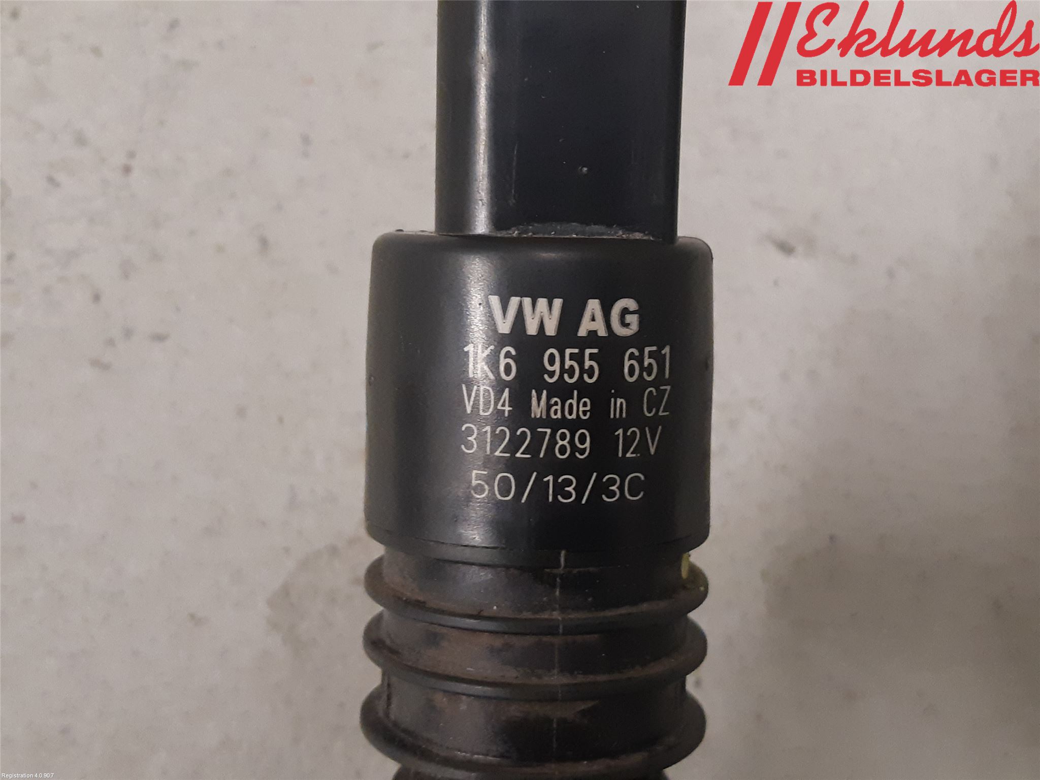 Volkswagen VW PASSAT 11-14 Spolarpump Vindruta