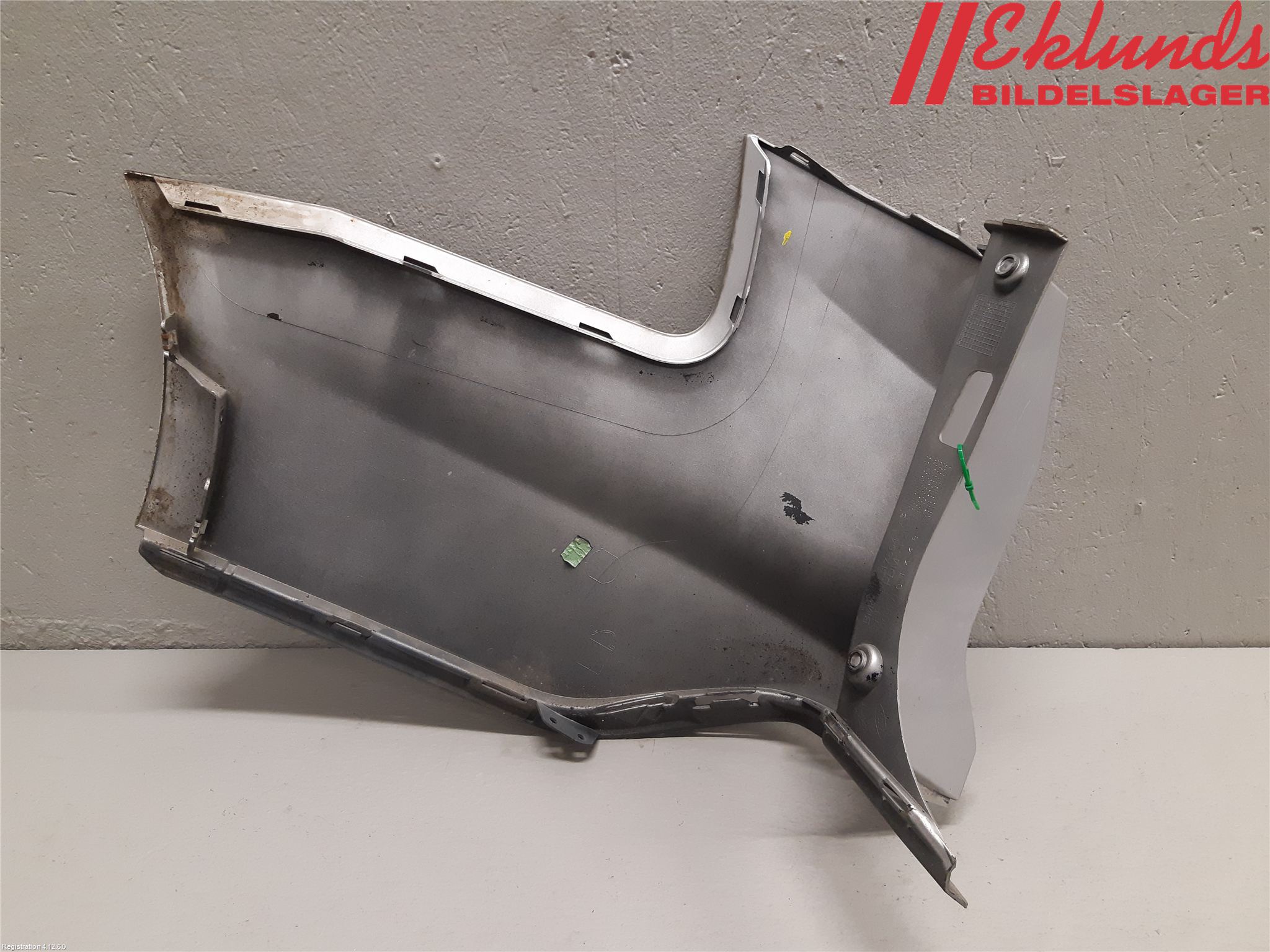 Ford FOCUS 11-14 Stötfångardel Bak Hö