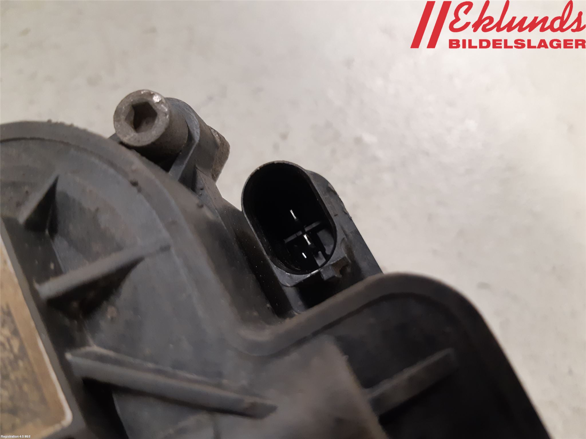 Volkswagen VW PASSAT 15-19 Bromsok Bak Vänster