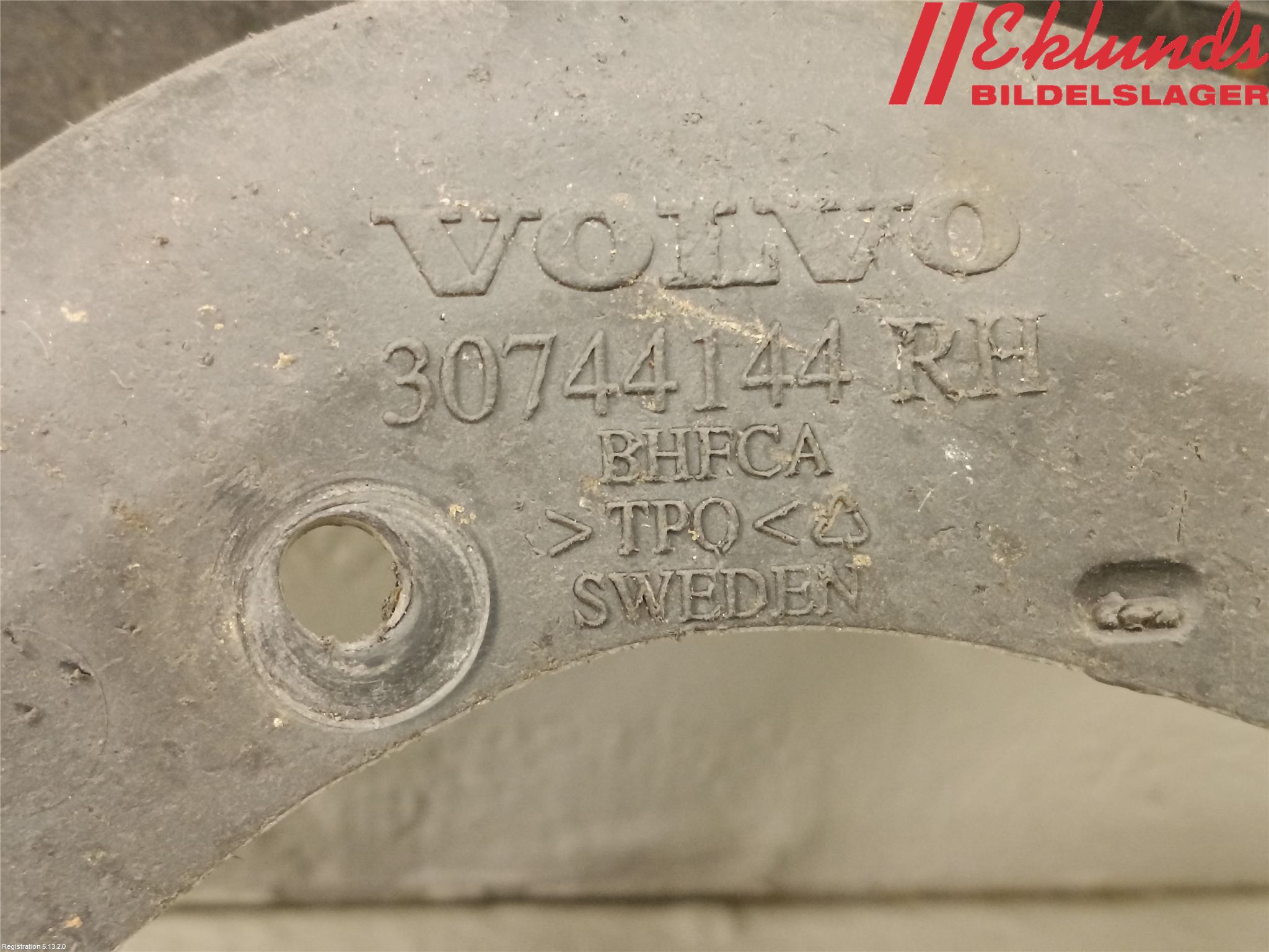 Volvo XC70 14-16 Stänkskydd