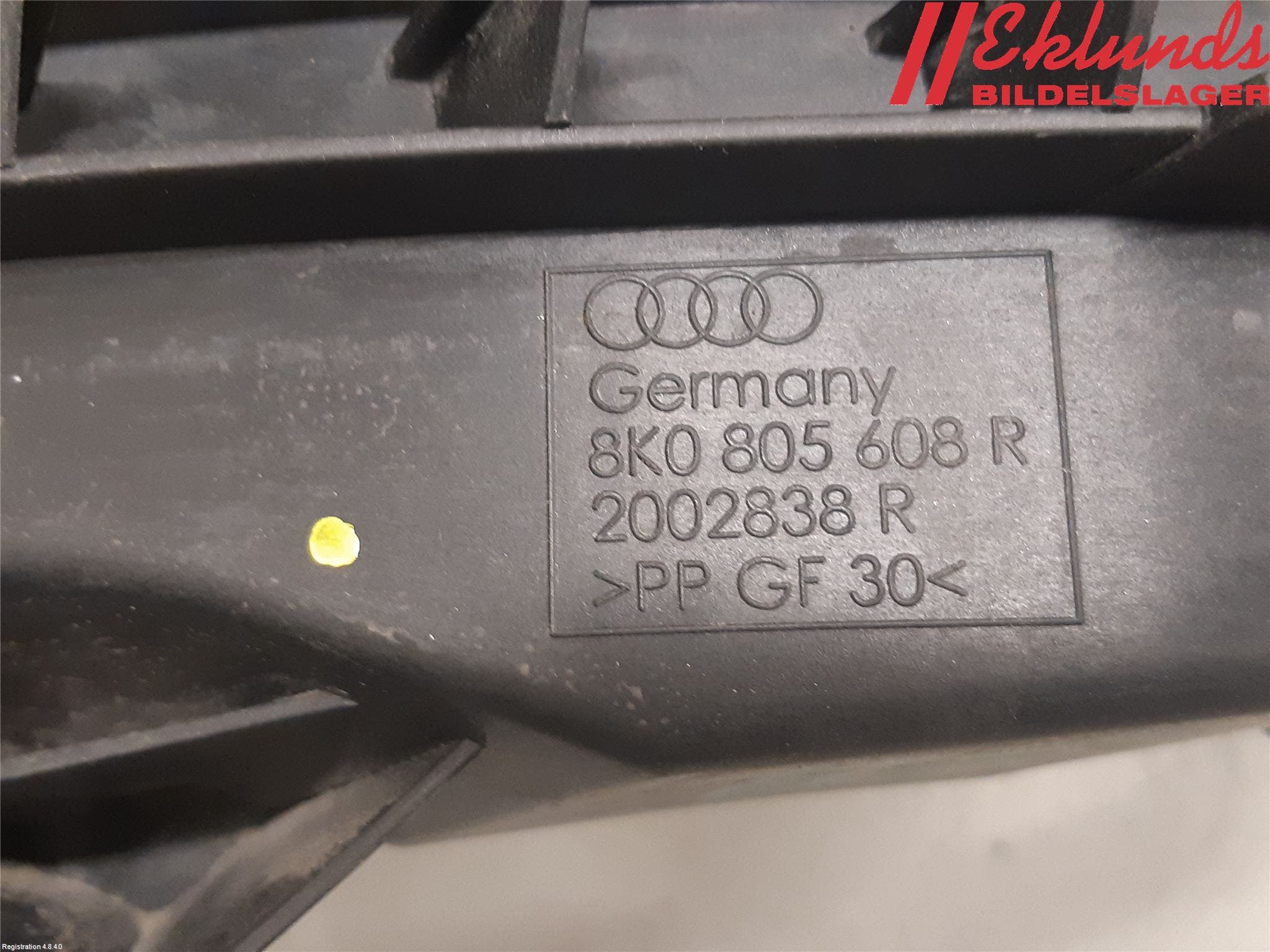 Audi A4/S4 08-11 Strålkast Fästsarg