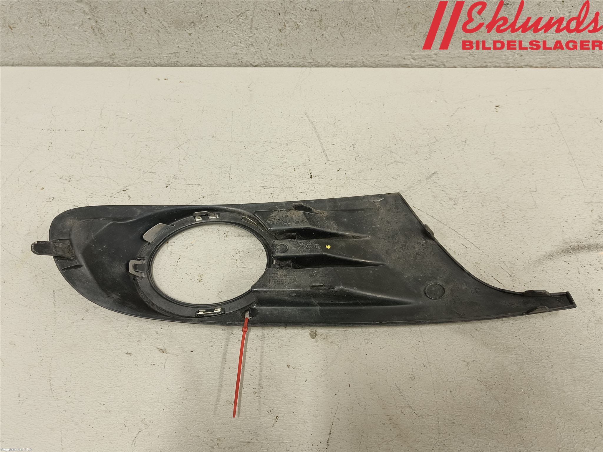Volkswagen VW GOLF VI 09-13 Dimljussarg Fram