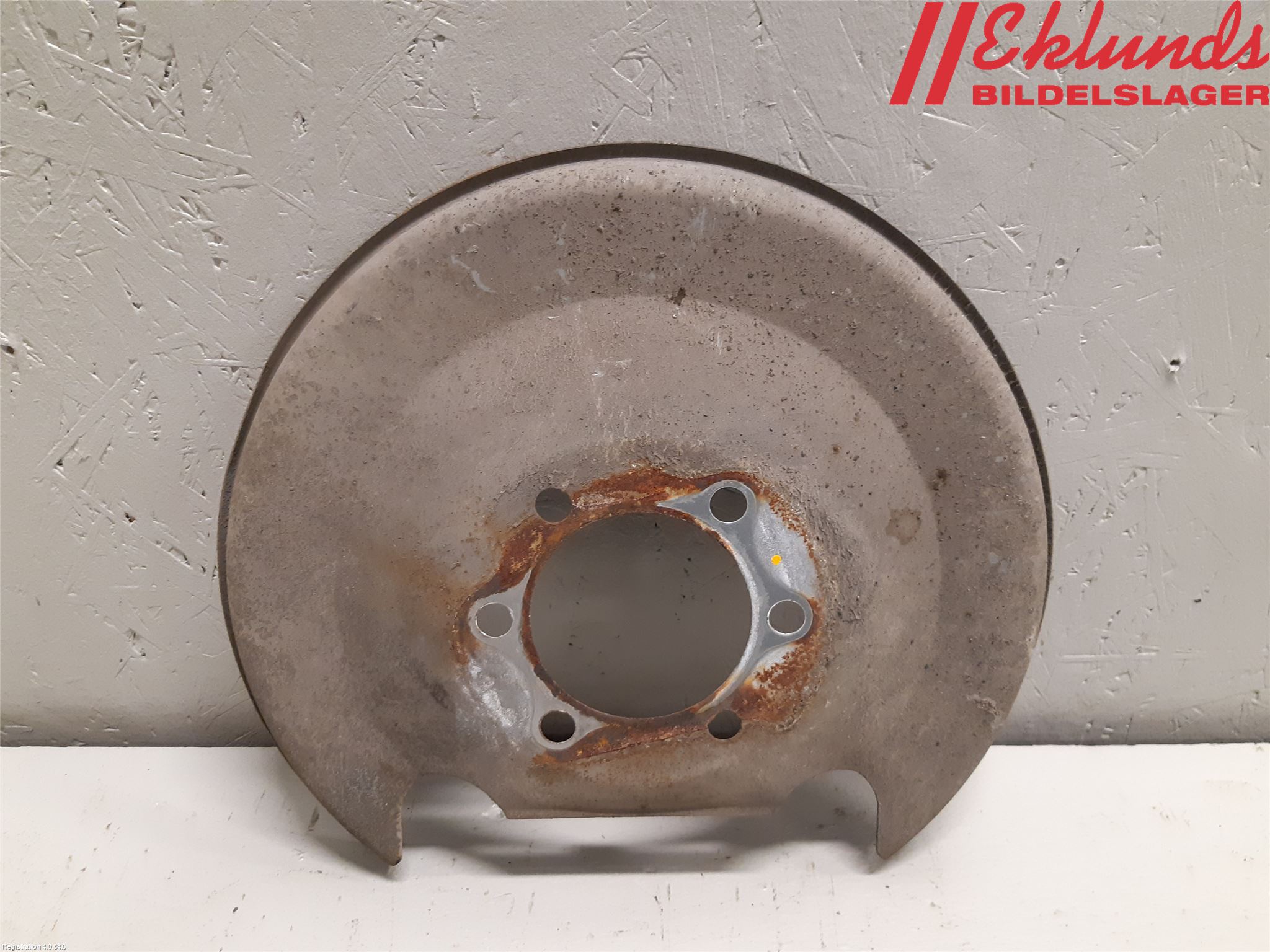 Mitsubishi OUTLANDER 13-21 Bromssköld Bak