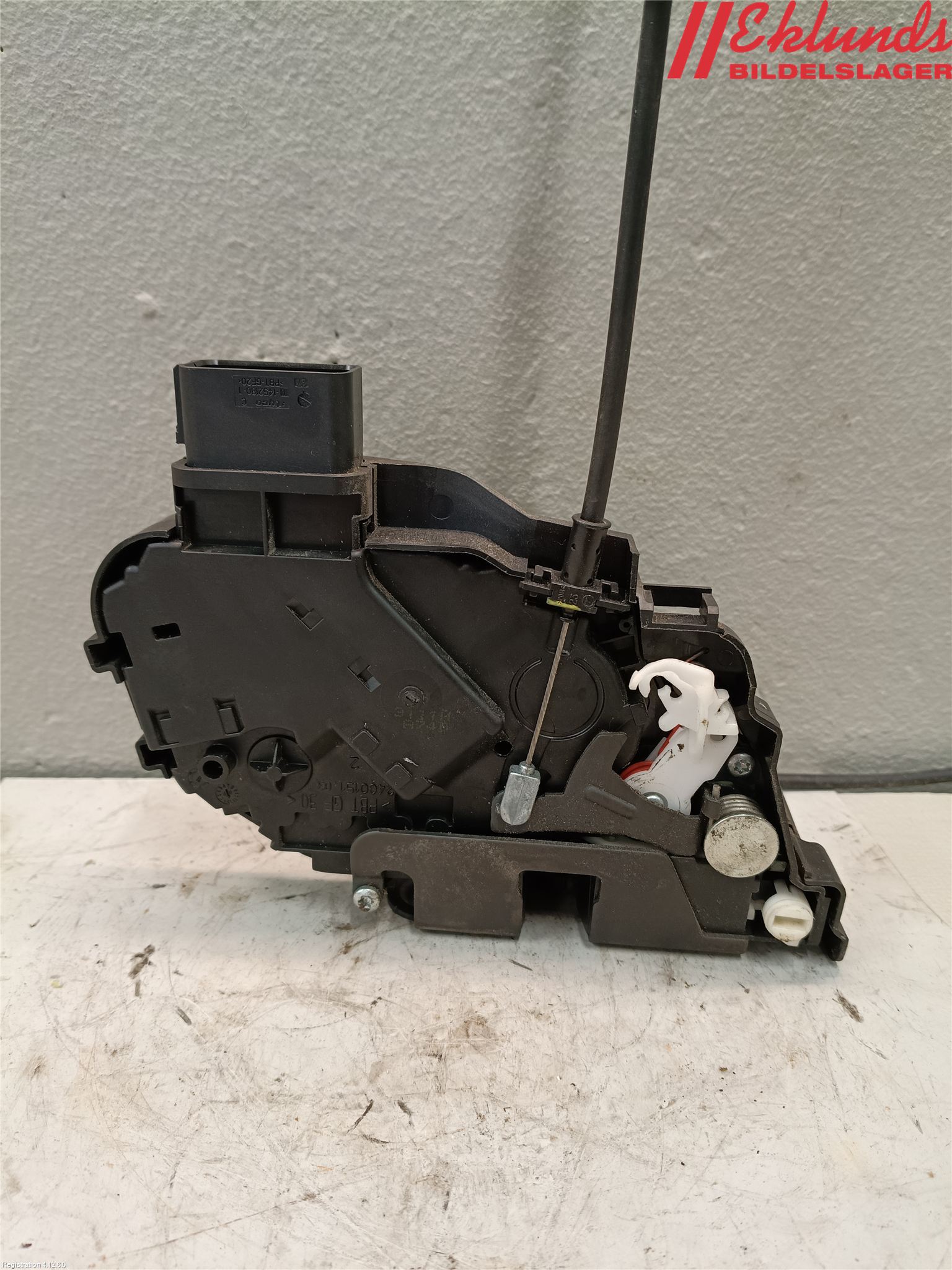 Volvo V50 08-12 Låskista-Dörrlås