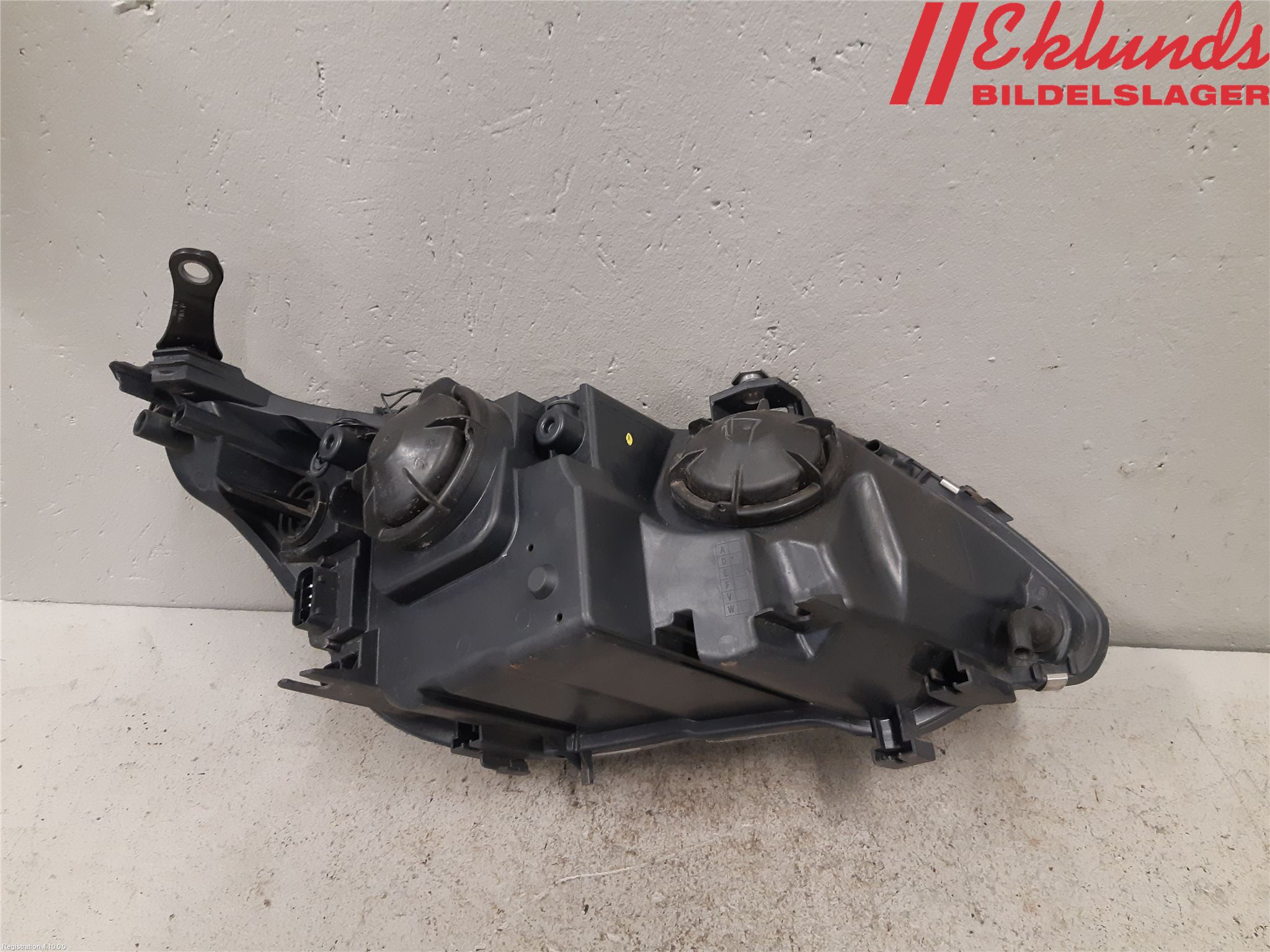 BMW 5 E60/61 Sed/Tou 02-10 Strålkastare Vänster