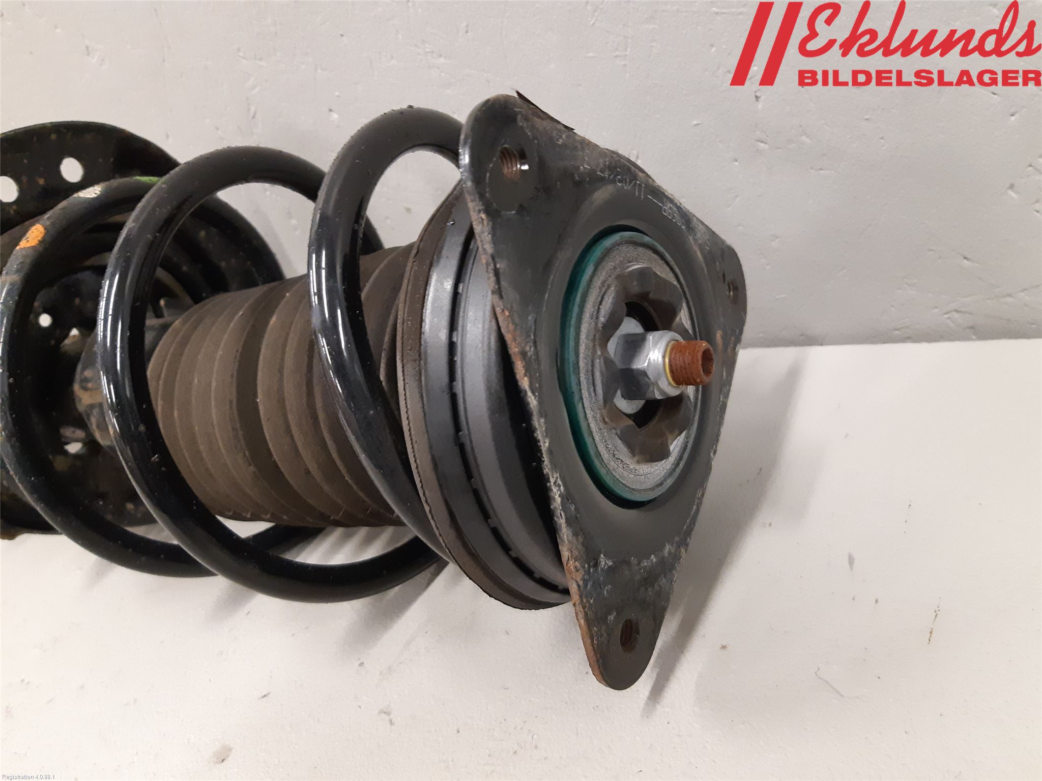 Renault MEGANE IV 16-23 Fjäderben Fram Vänster