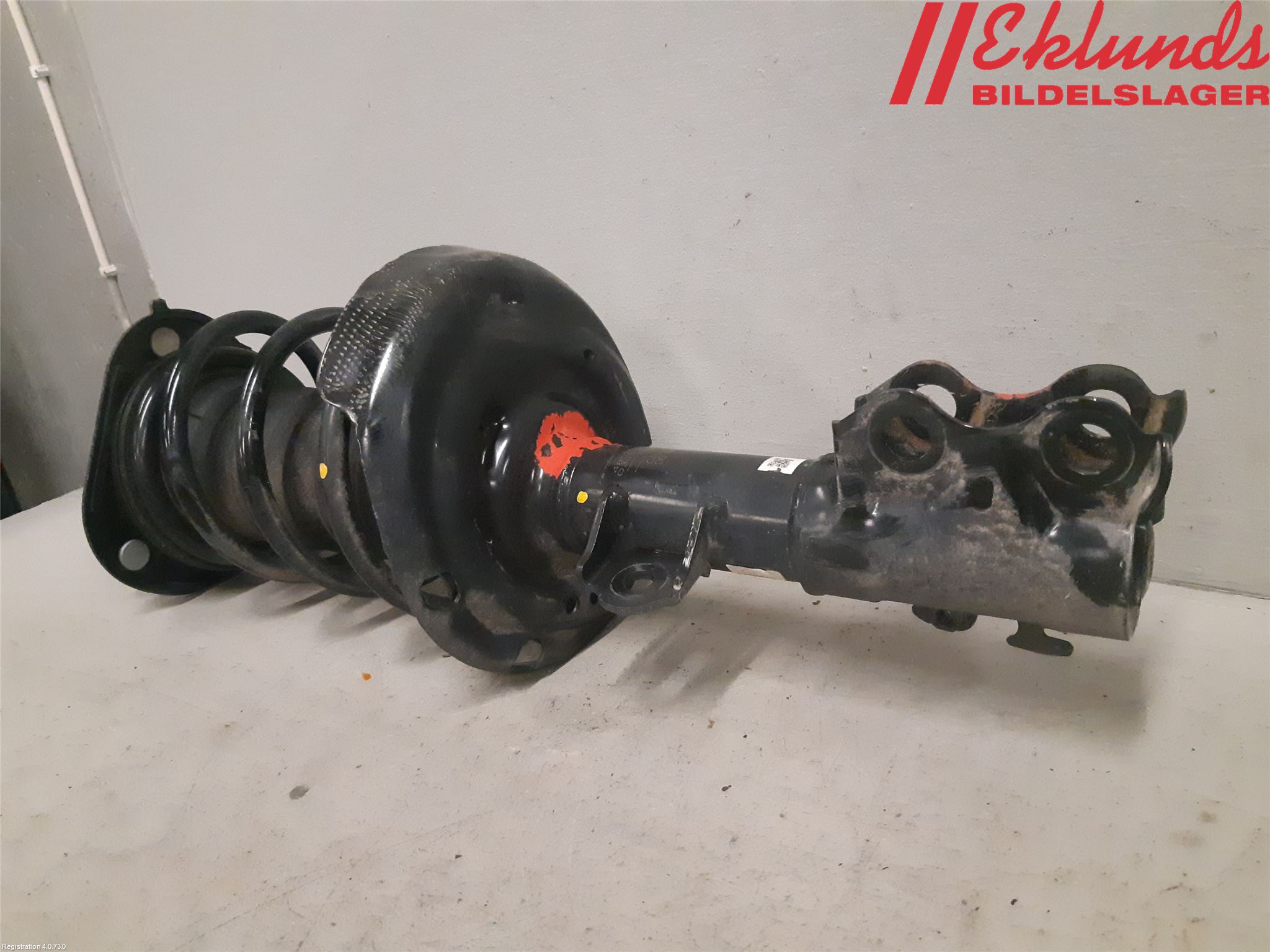 Toyota COROLLA 19- Fjäderben Fram Vänster