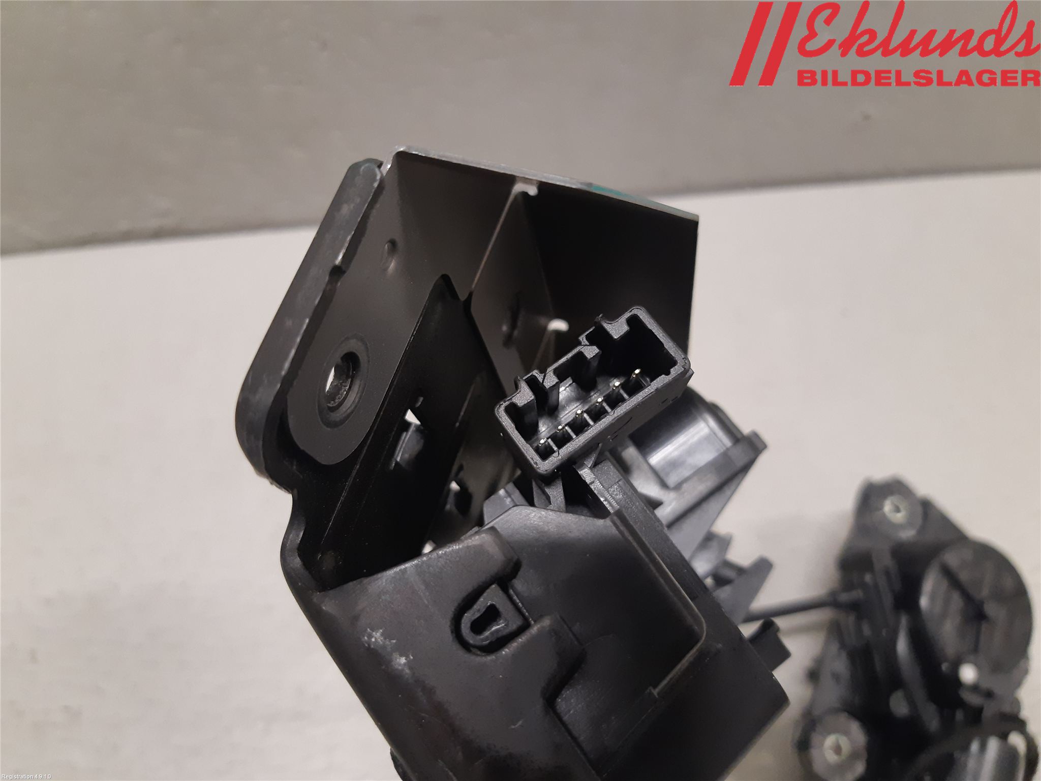 Volvo V90 17->> Låskista Baklucka