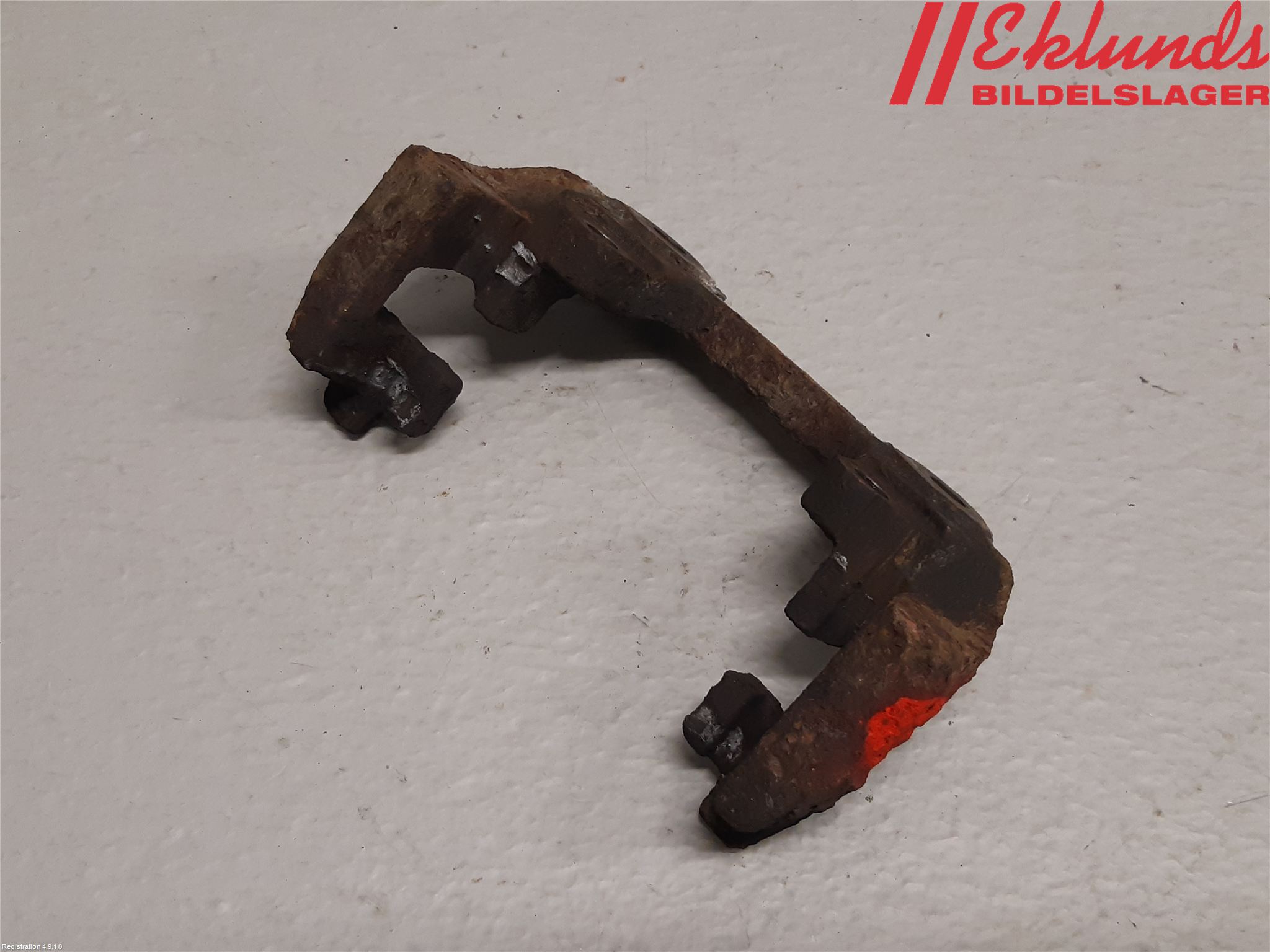 Volvo V70 00-04 Bromsokshållare