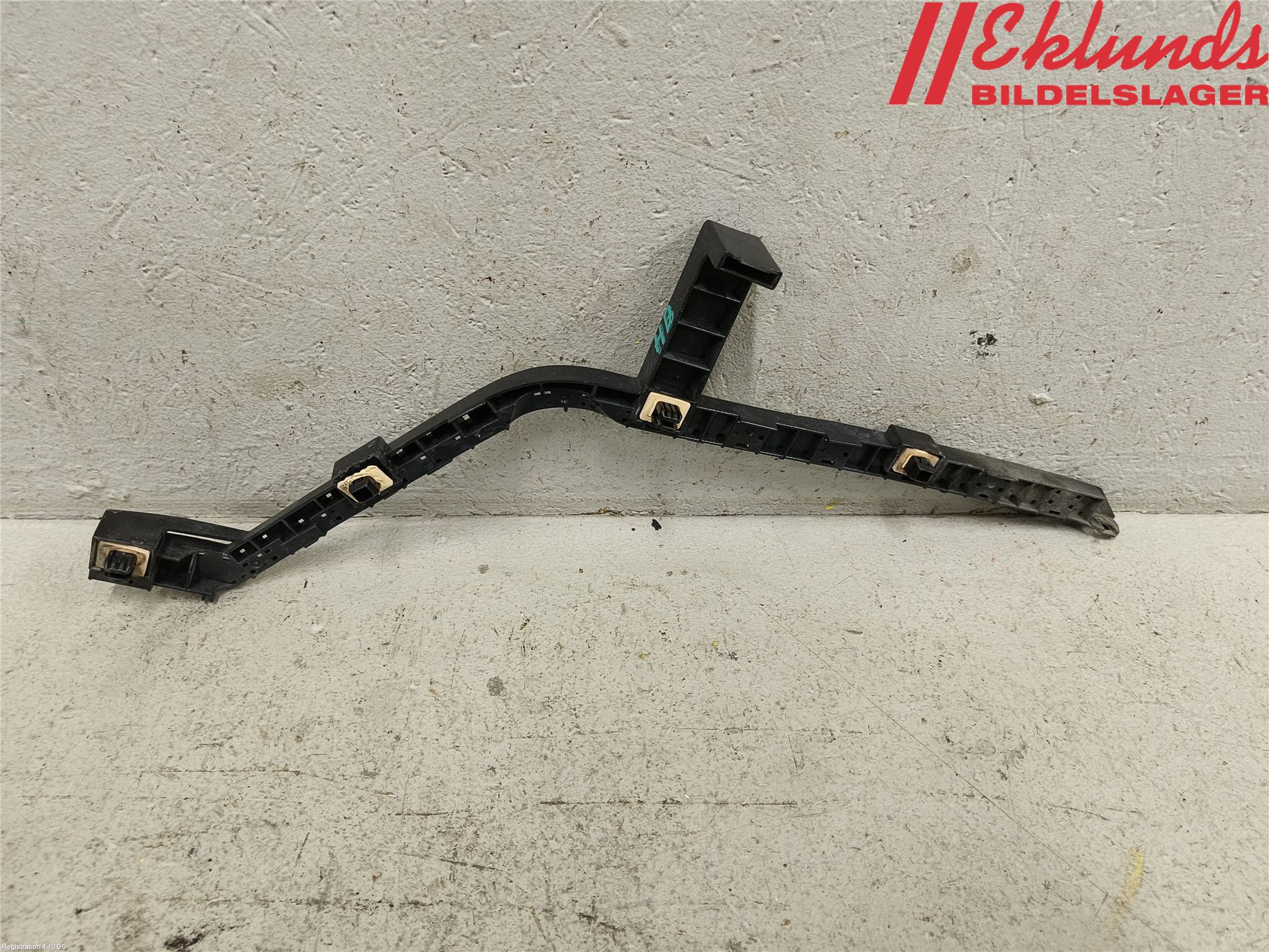 Honda ACCORD    08- Stötfångarfäste Bak Hö