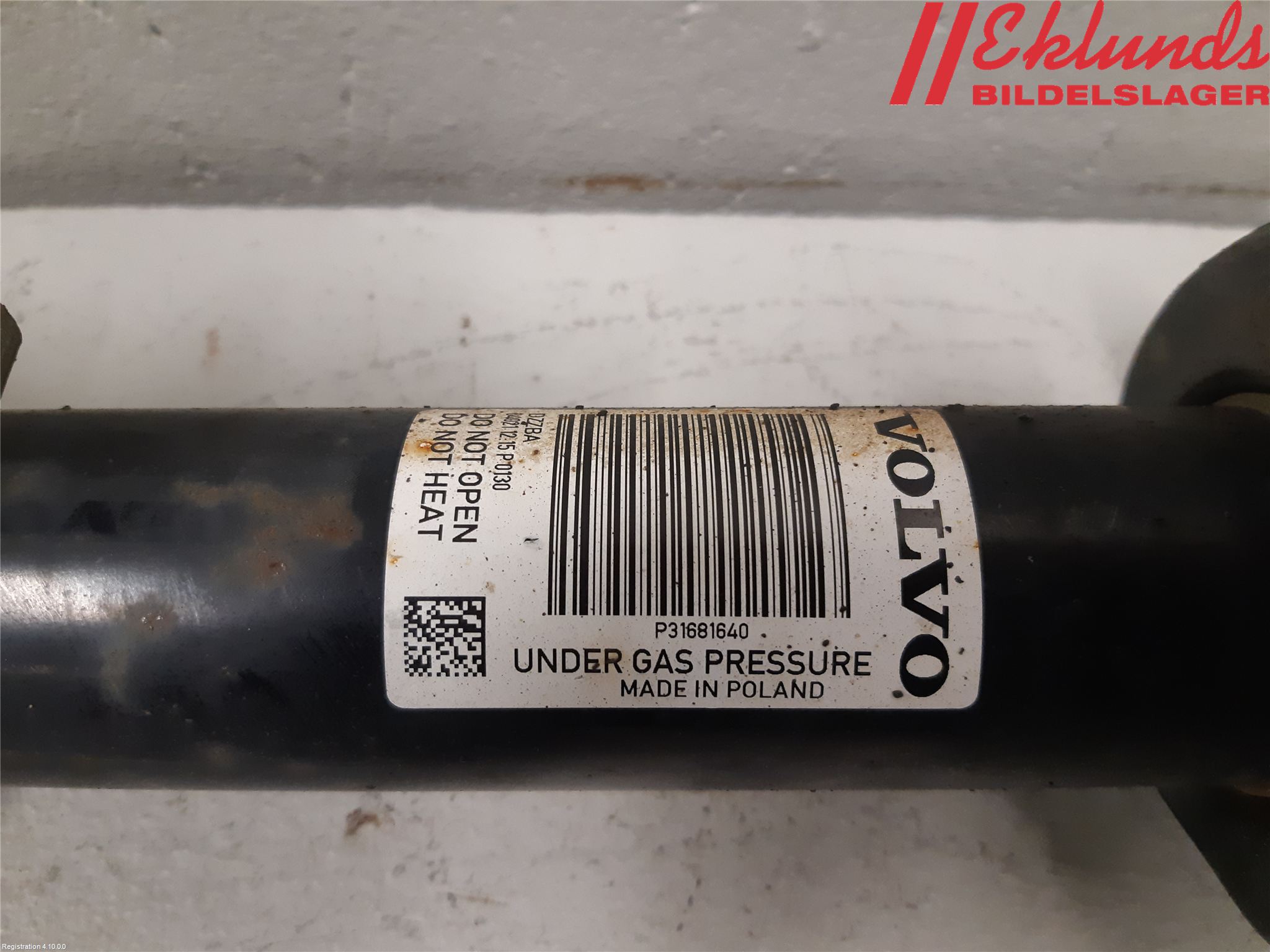 Volvo XC60 18- Fjäderben Fram Vänster