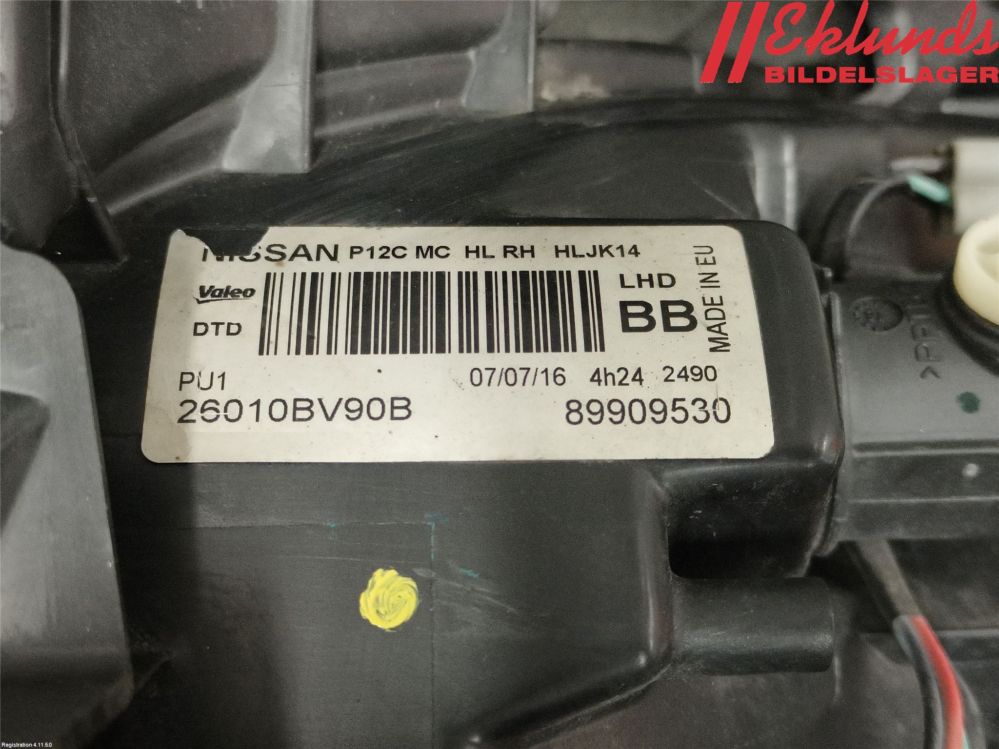 Nissan JUKE 14-19 Strålkastare Höger