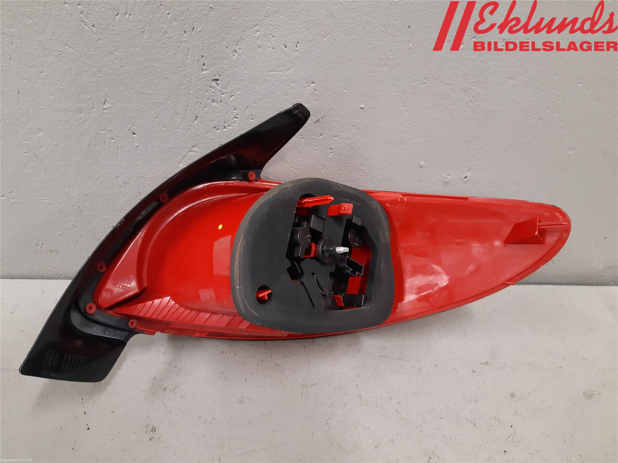 Peugeot 206+ 10-13 Bakljus Vänster