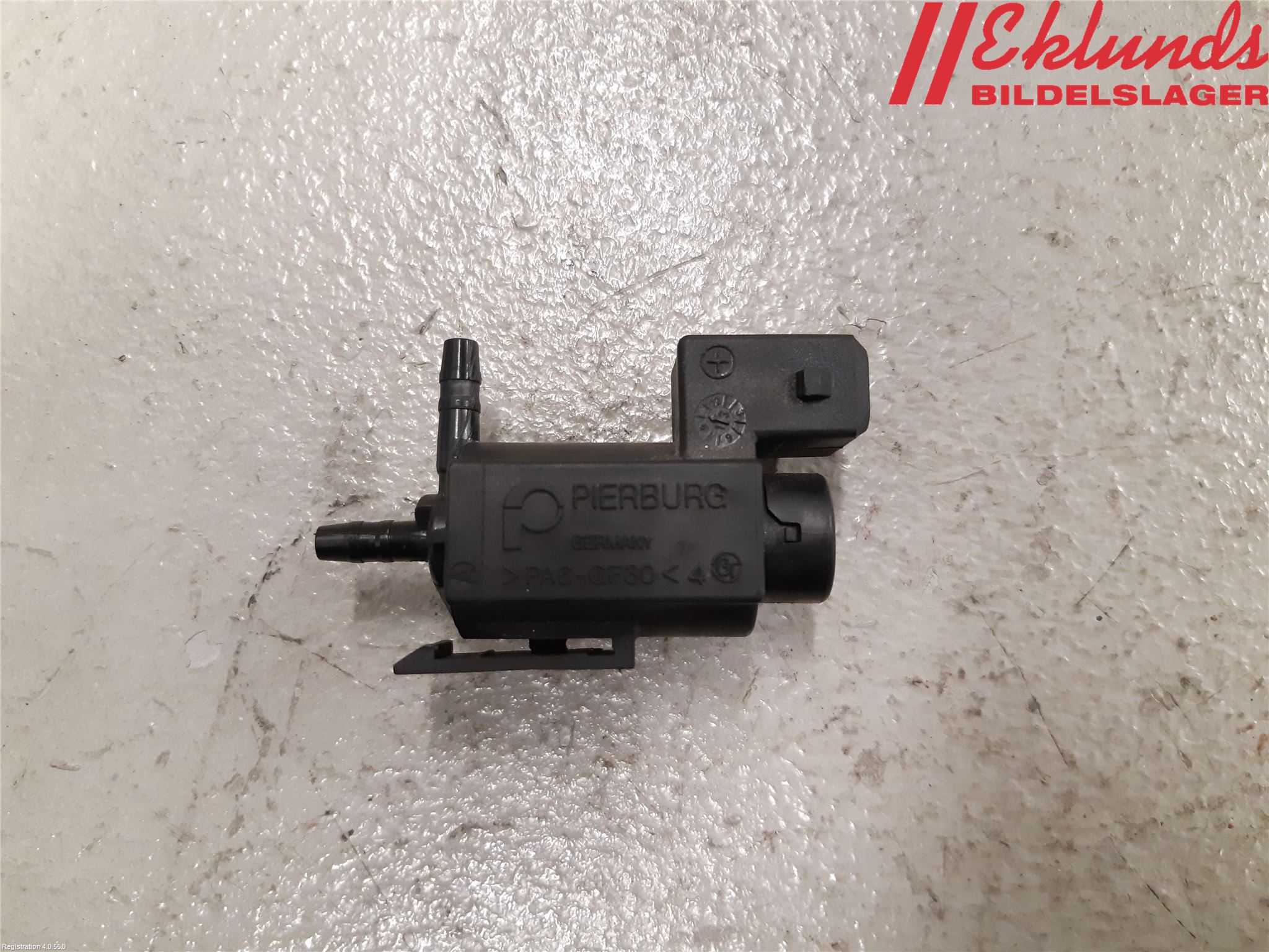 BMW 5 F10/F11/F18 09-17 Vakuumventil
