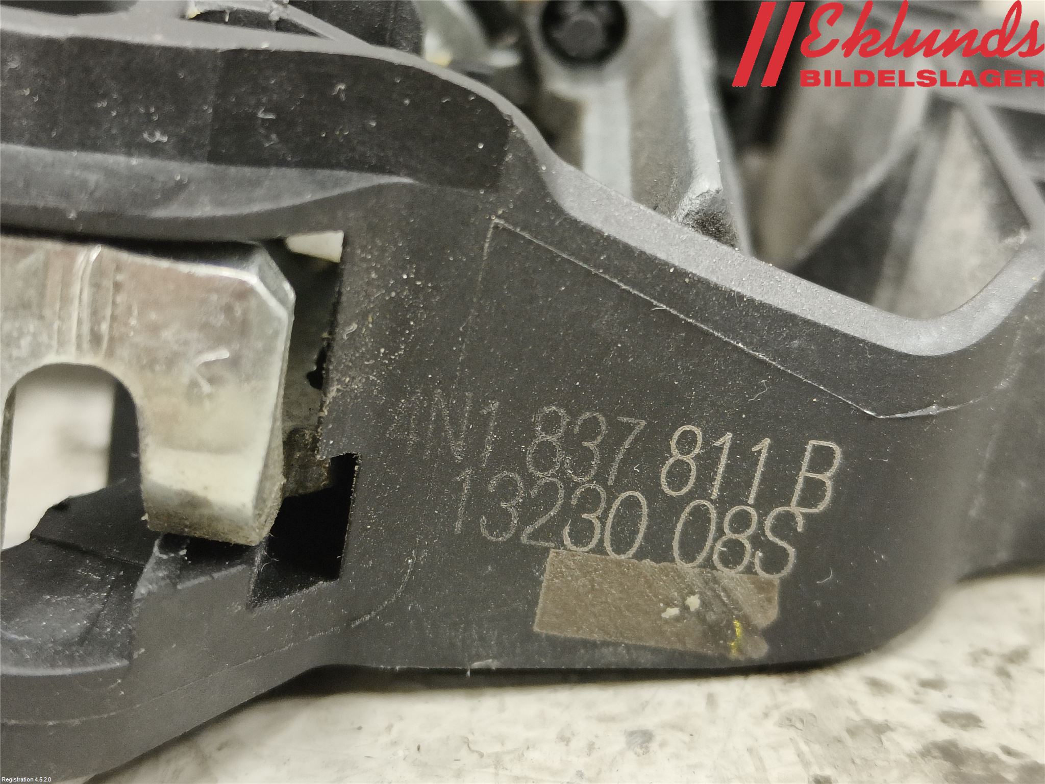 Audi A6 F2/C8 19- Dörrhandtag Yttre Vä