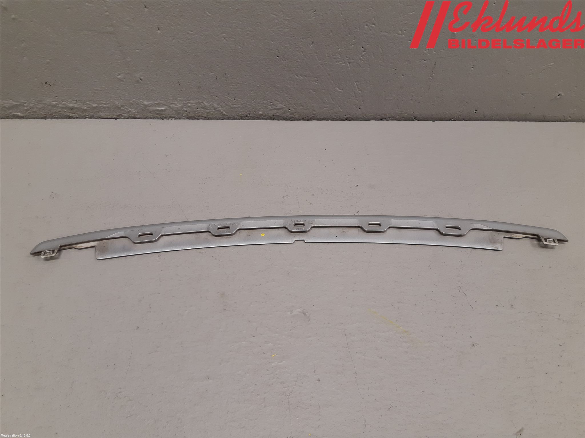 BMW 5 E60/61 Sed/Tou 02-10 Stöt Utfyllnad-List-Grill