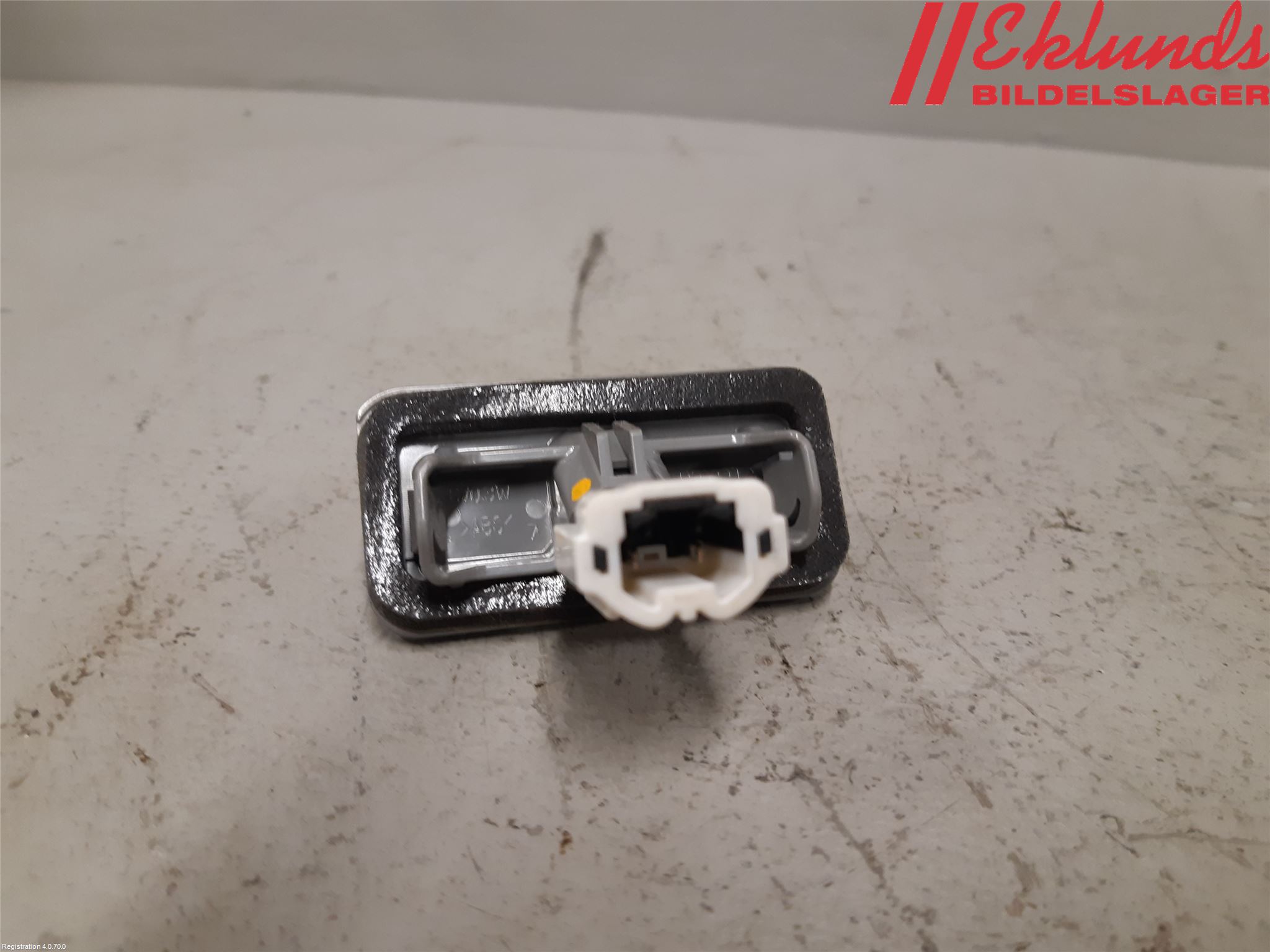 Lexus ES 250/300/330 Skylt Belysning