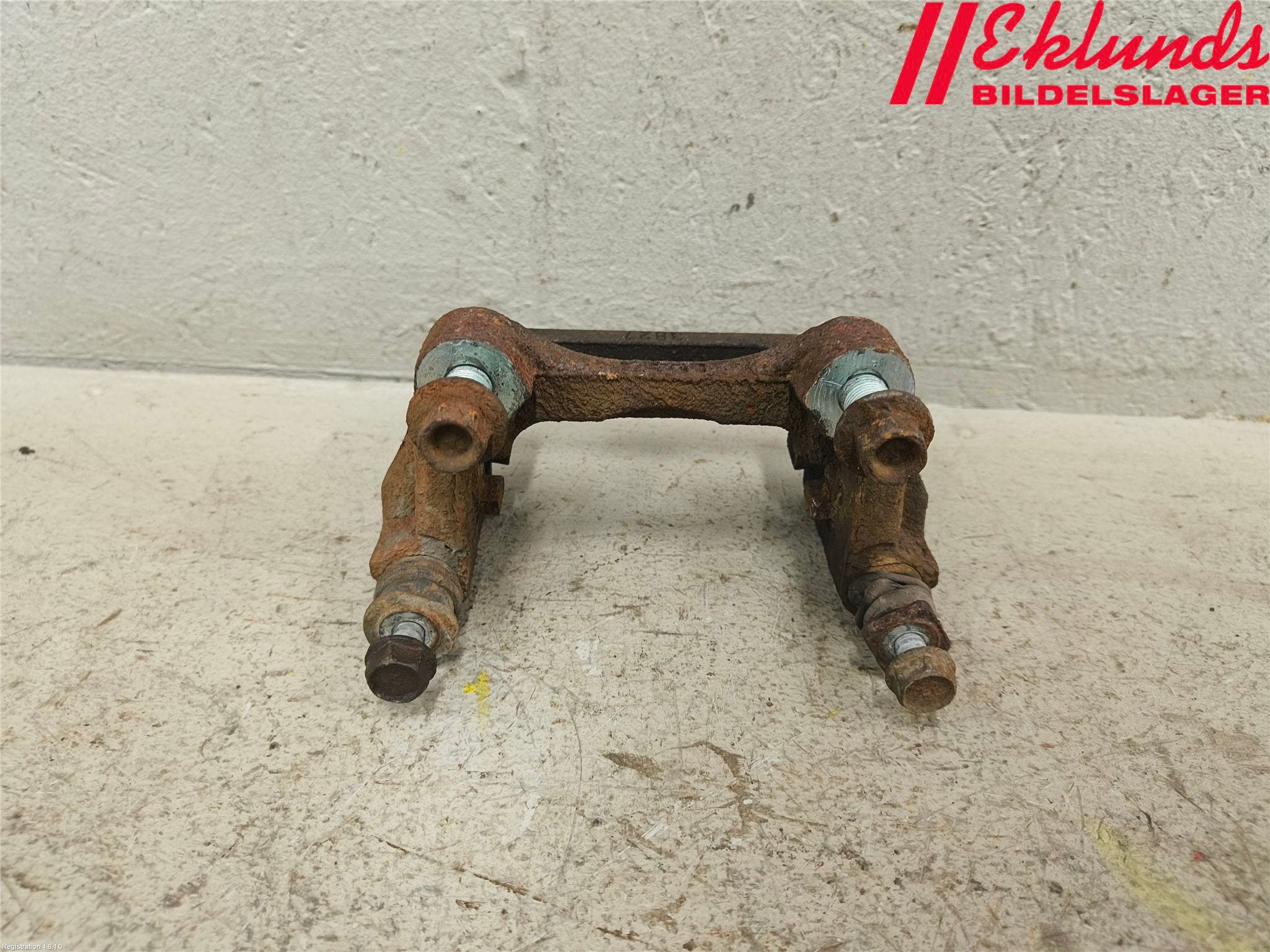 Mazda 6 13- Bromsokshållare