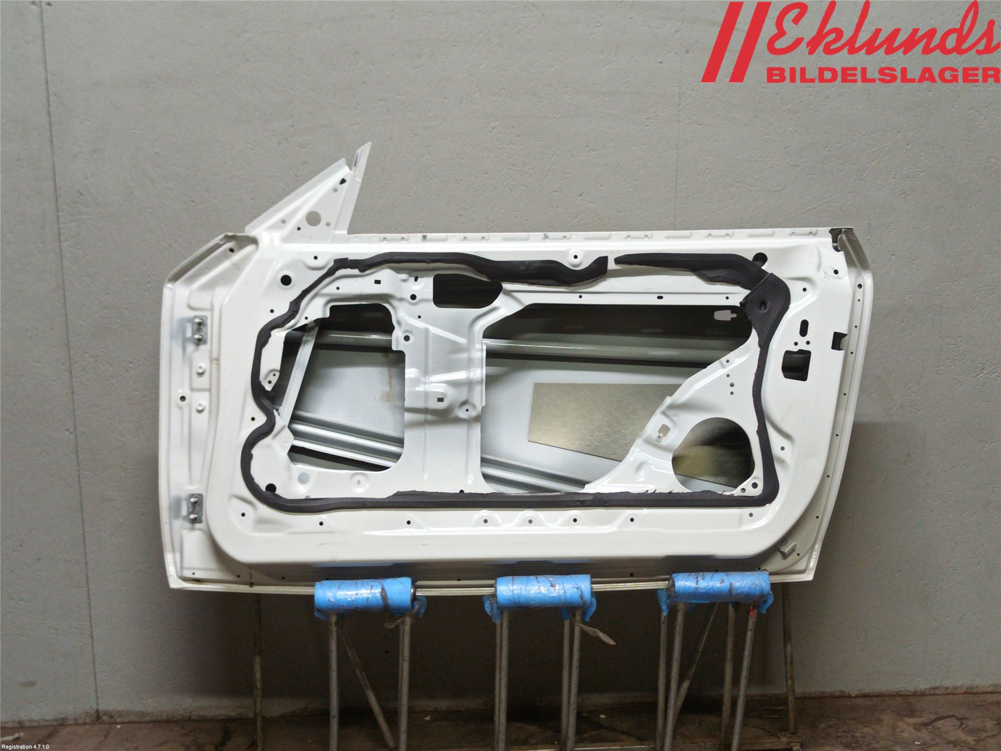 BMW 1 E87/81 5D/3D 03-11 Dörr Fram Höger