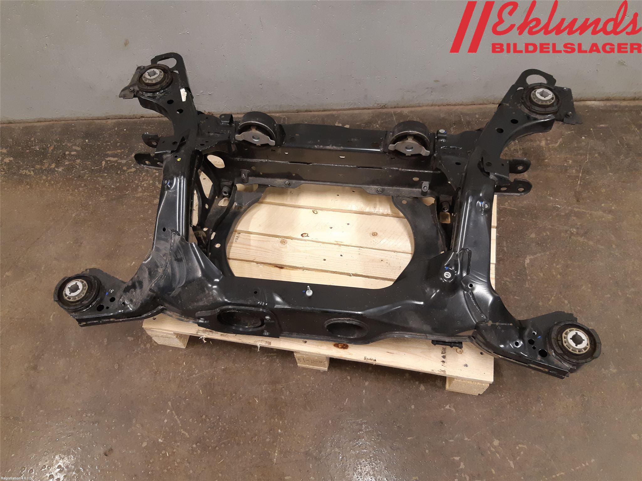 Volvo XC90/RECHARGE 16- Bakaxelbalk