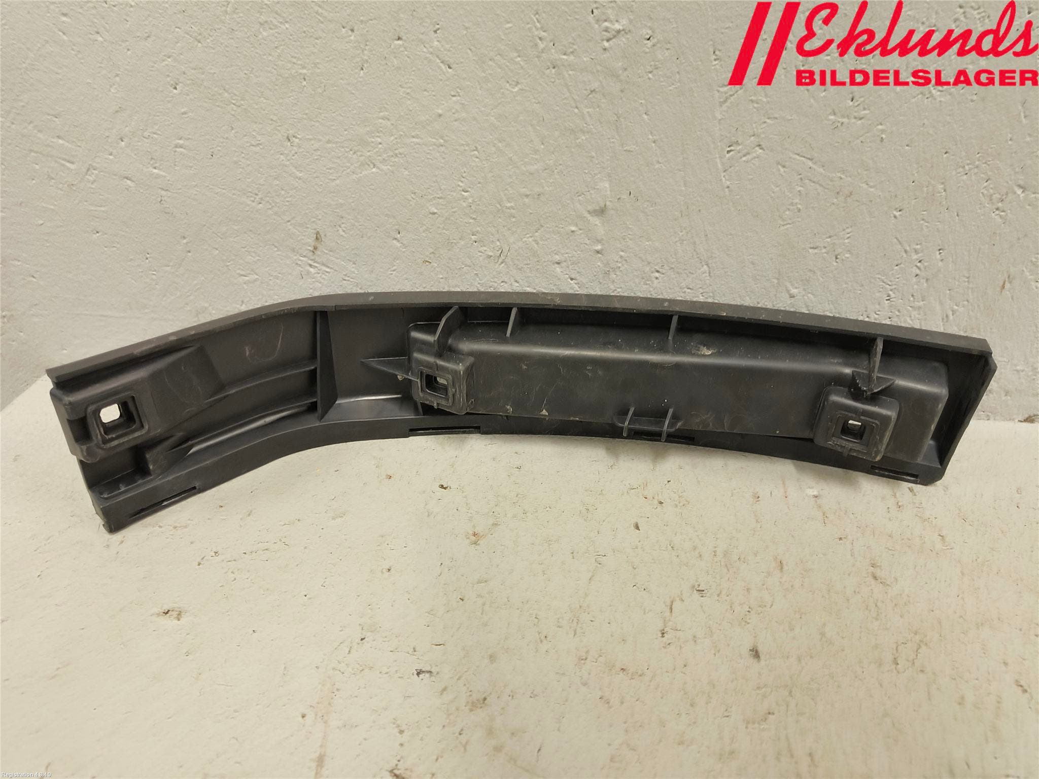 Volvo S80 07-13 Stötfångarfäste Bak Vä